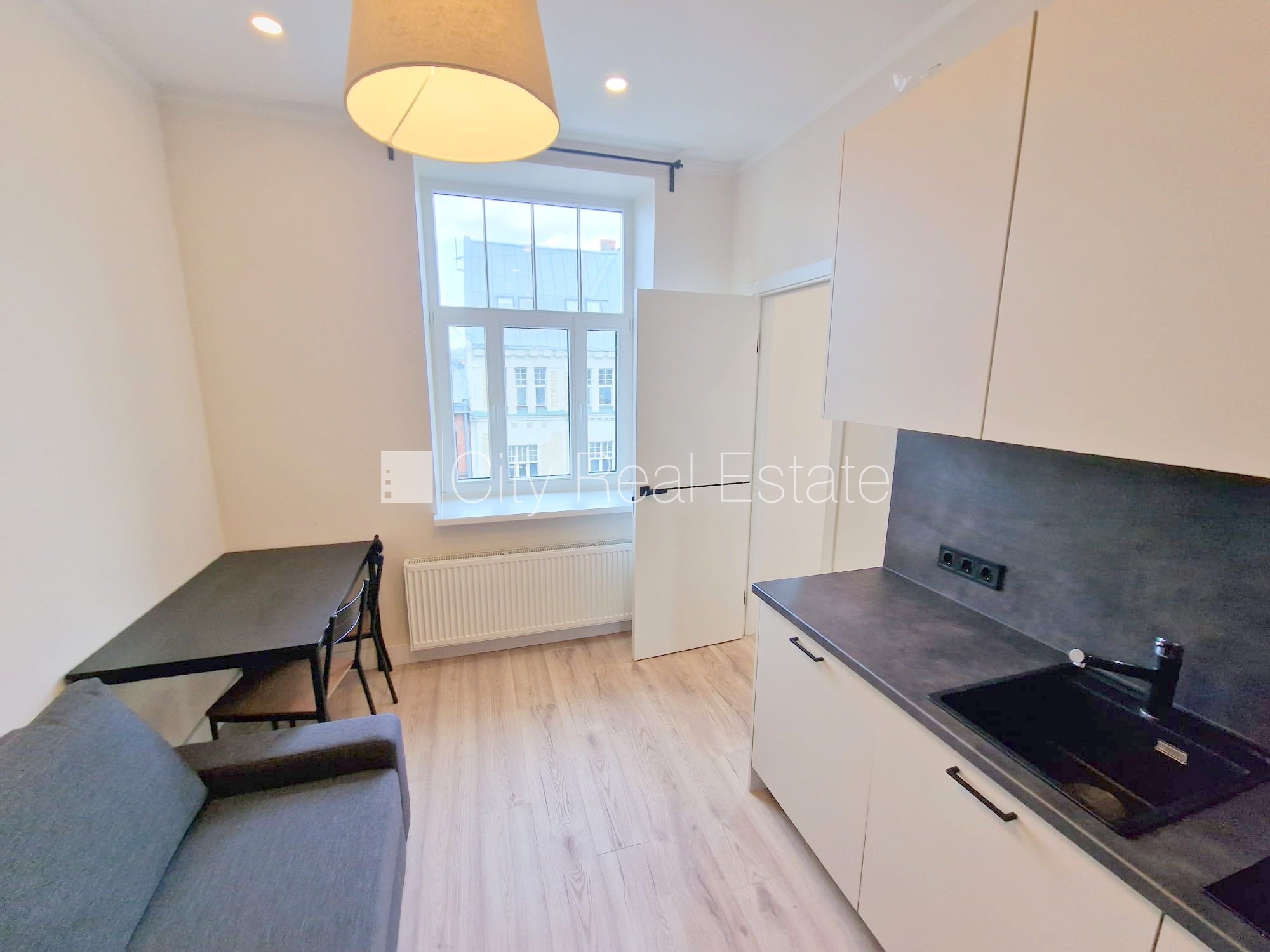 Объявление. Проект - Matīsa 38 (Матиса 38), фасадный дом, реновированный дом, благоустроенный озеленённый двор, Цена: 450 EUR/мес. Foto #5