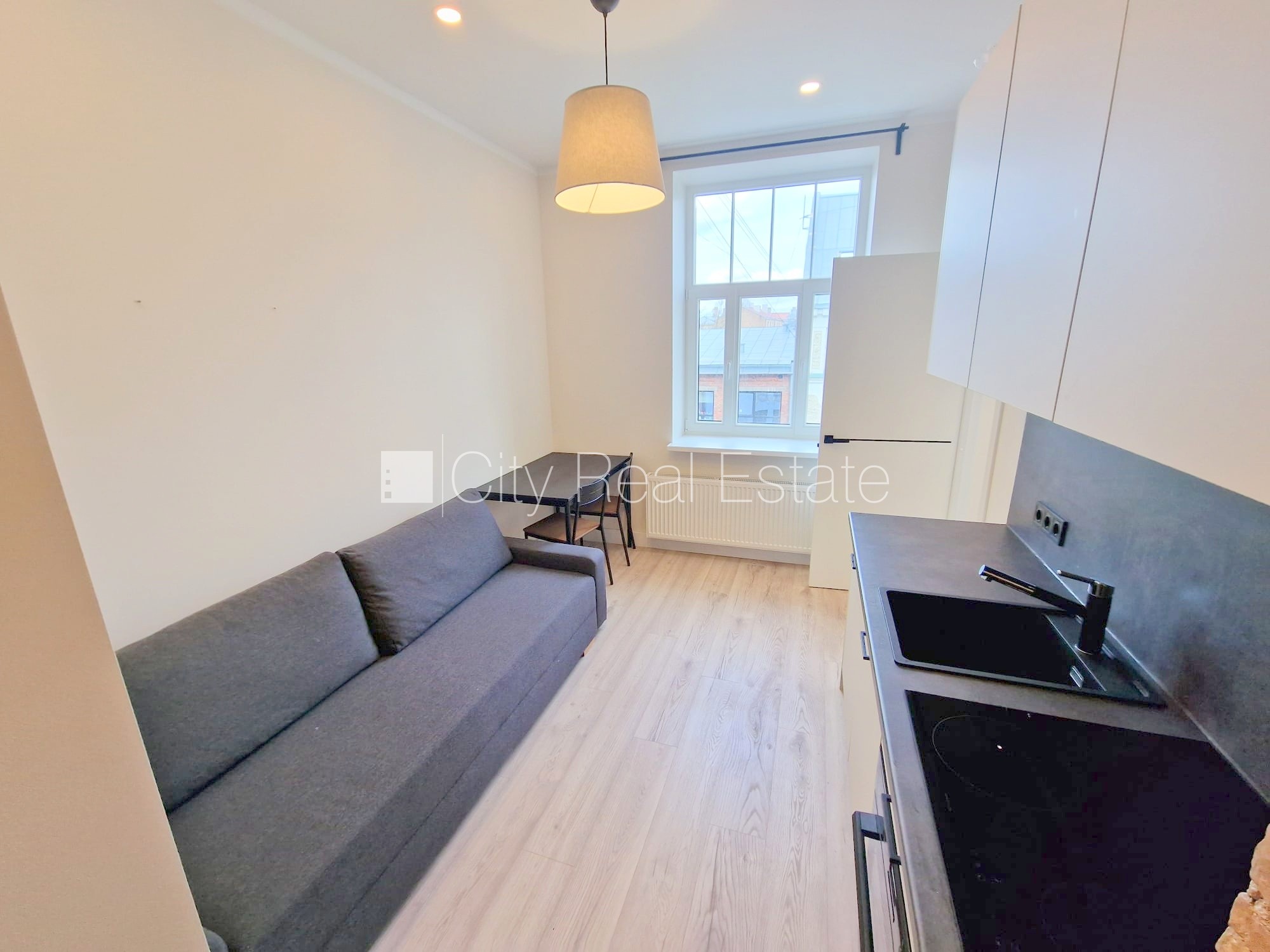 Объявление. Проект - Matīsa 38 (Матиса 38), фасадный дом, реновированный дом, благоустроенный озеленённый двор, Цена: 450 EUR/мес. Foto #4