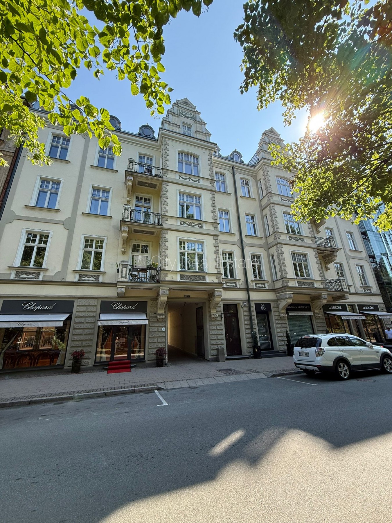 Объявление. Дом во дворе, реновированный дом, вход со двора, терасса, окна выходят во двор, окна выходят в обе Цена: 1000 EUR/мес. Foto #21