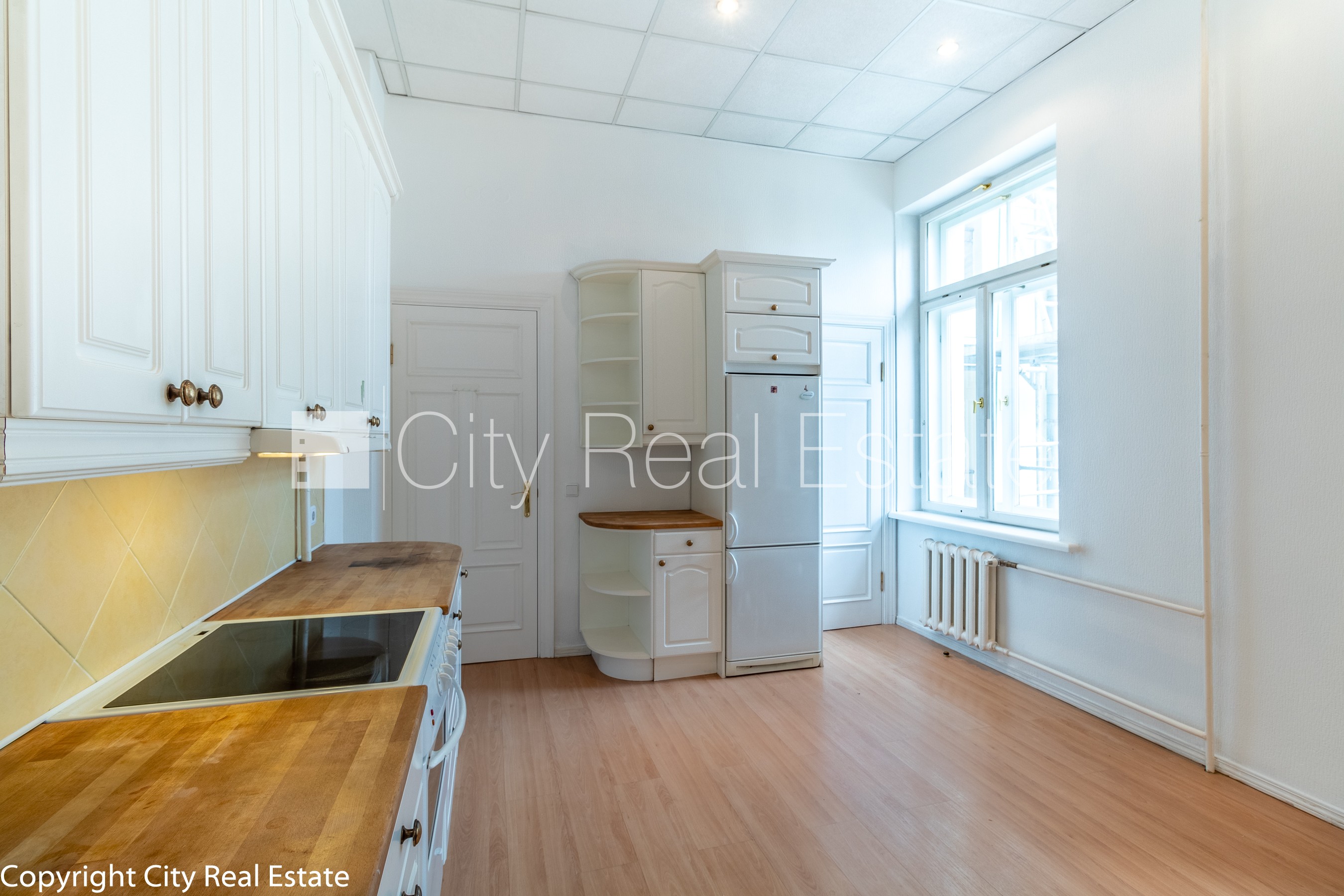 Sludinājumi. Fasādes māja, renovēta māja, ķieģeļu mūra sienas, fasāde ar dekoratīvo apmetumu, labiekārtota Cena: 425000 EUR Foto #12