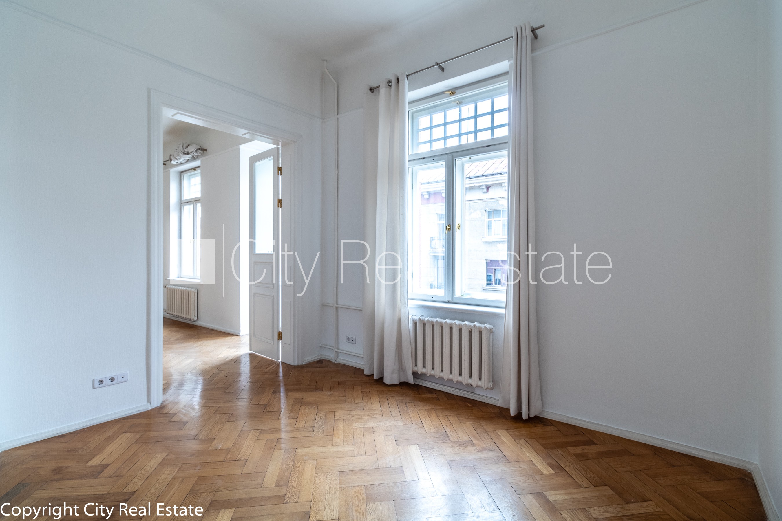 Sludinājumi. Fasādes māja, renovēta māja, ķieģeļu mūra sienas, fasāde ar dekoratīvo apmetumu, labiekārtota Cena: 425000 EUR Foto #10