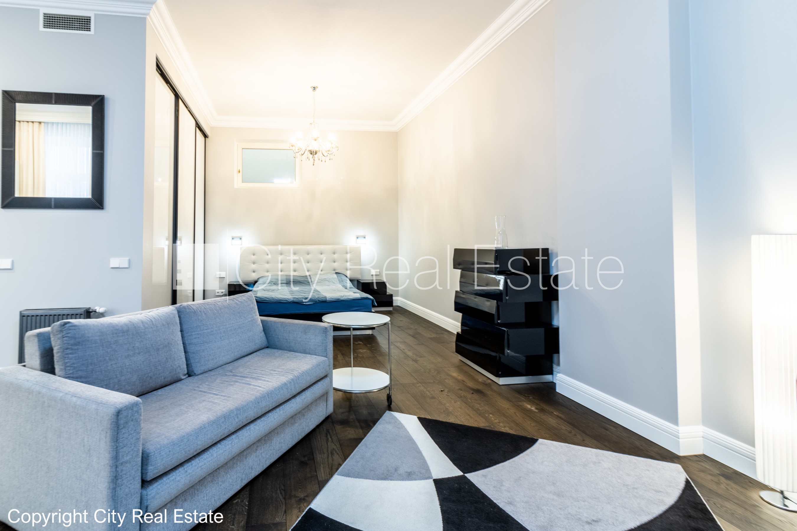 Sludinājumi. Projekts - Aleksandra Appartments, fasādes māja, renovēta māja, teritorijas iebrauktuves vārti Cena: 1000 EUR/mēn Foto #5