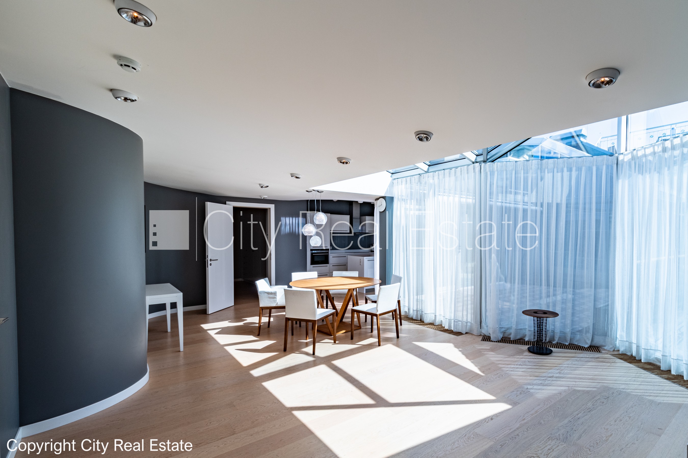 Sludinājumi. Projekts - Aleksandra Appartments, zeme īpašumā, fasādes māja, renovēta māja, labiekārtota Cena: 649000 EUR Foto #2