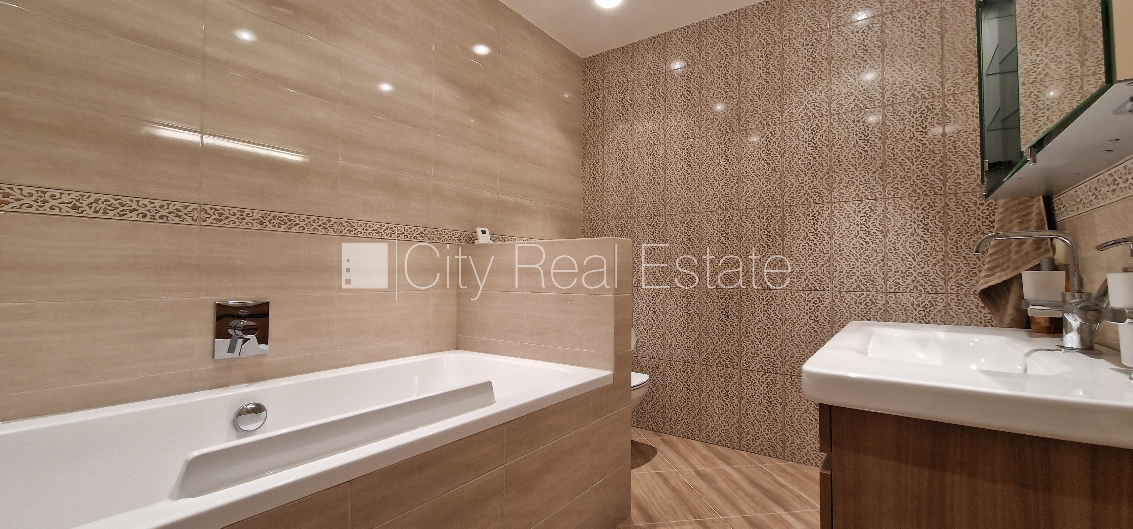 Sludinājumi. Projekts - Aleksandra Appartments, renovēta māja, slēgts pagalms, vieta automašīnai, pazemes Cena: 242000 EUR Foto #12