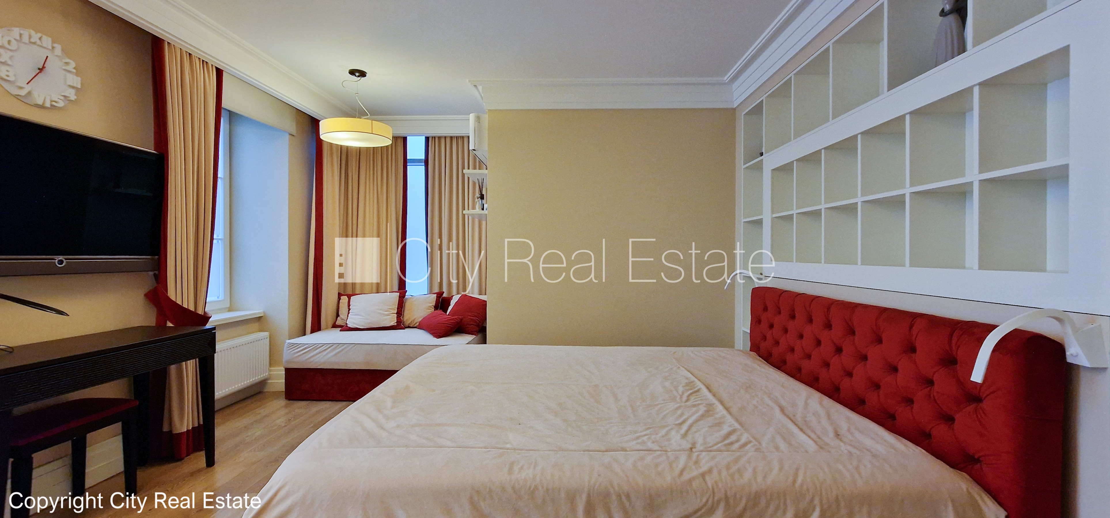 Sludinājumi. Projekts - Aleksandra Appartments, fasādes māja, renovēta māja, vieta vairākām automašīnām, iespēja Cena: 1700 EUR/mēn Foto #8