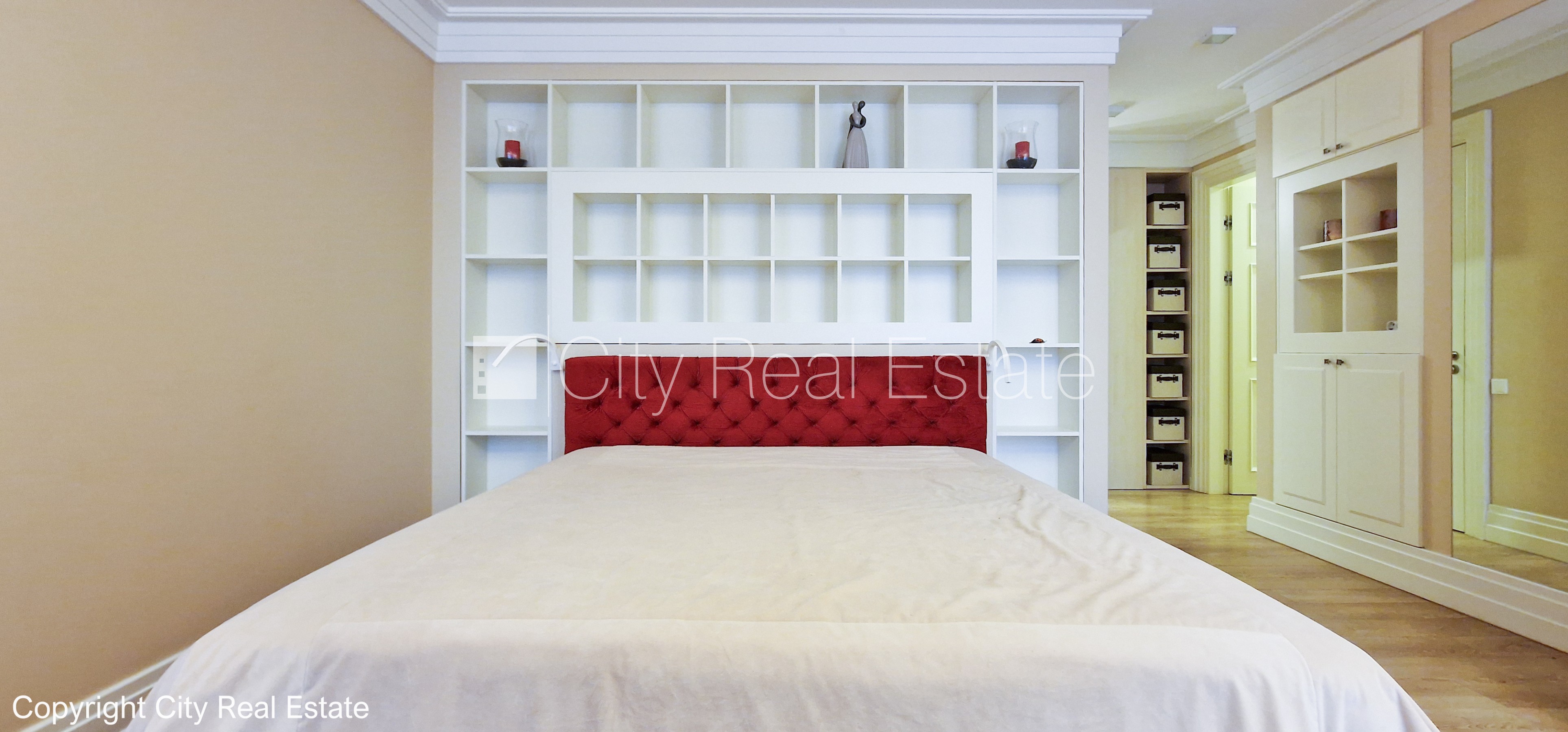 Sludinājumi. Projekts - Aleksandra Appartments, fasādes māja, renovēta māja, vieta vairākām automašīnām, iespēja Cena: 1700 EUR/mēn Foto #10