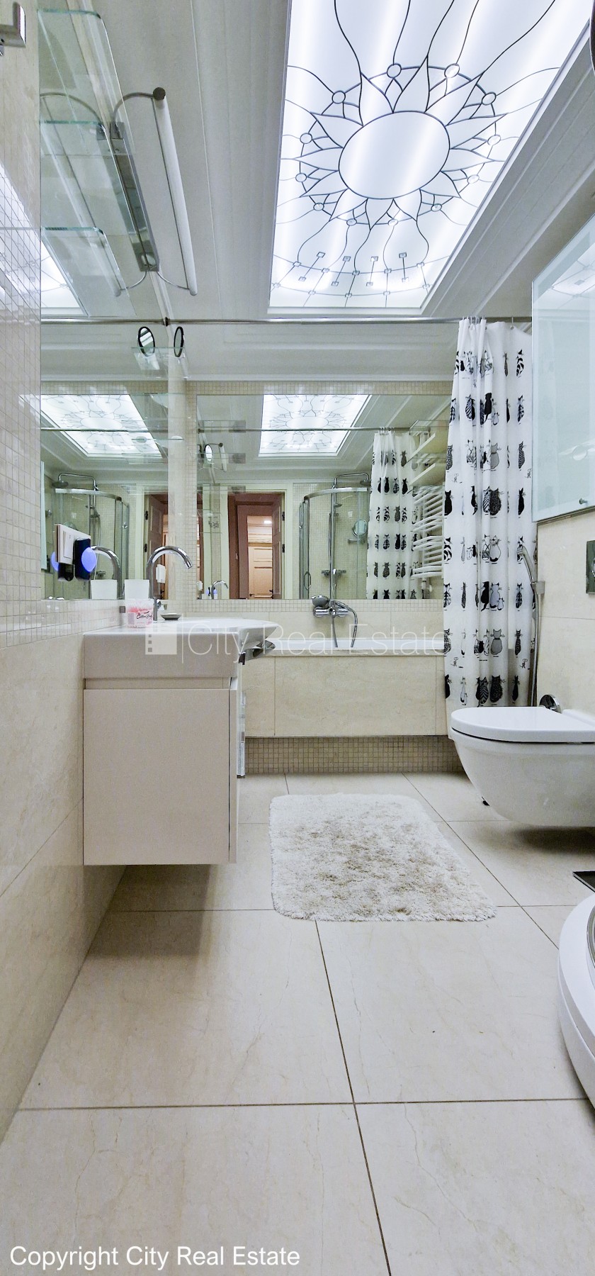 Sludinājumi. Projekts - Aleksandra Appartments, fasādes māja, renovēta māja, vieta vairākām automašīnām, iespēja Cena: 1700 EUR/mēn Foto #13