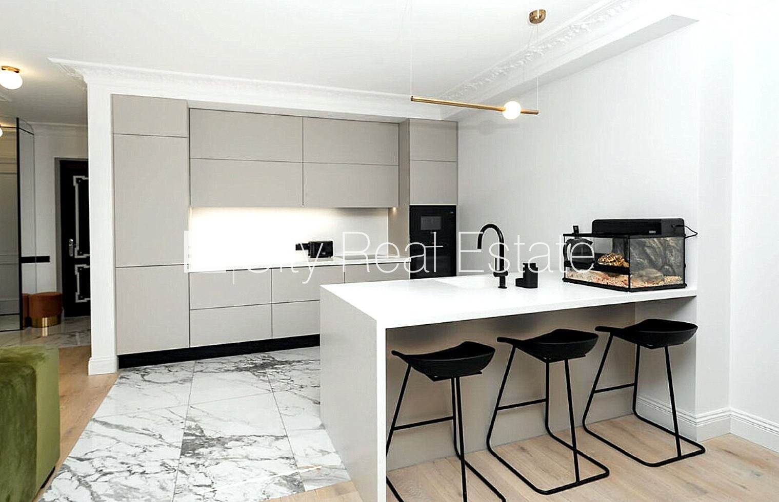 Объявление. Проект - Aleksandra Appartments (Александра Аппартментс), фасадный дом, реновированный дом, фасад с Цена: 500000 EUR Foto #2