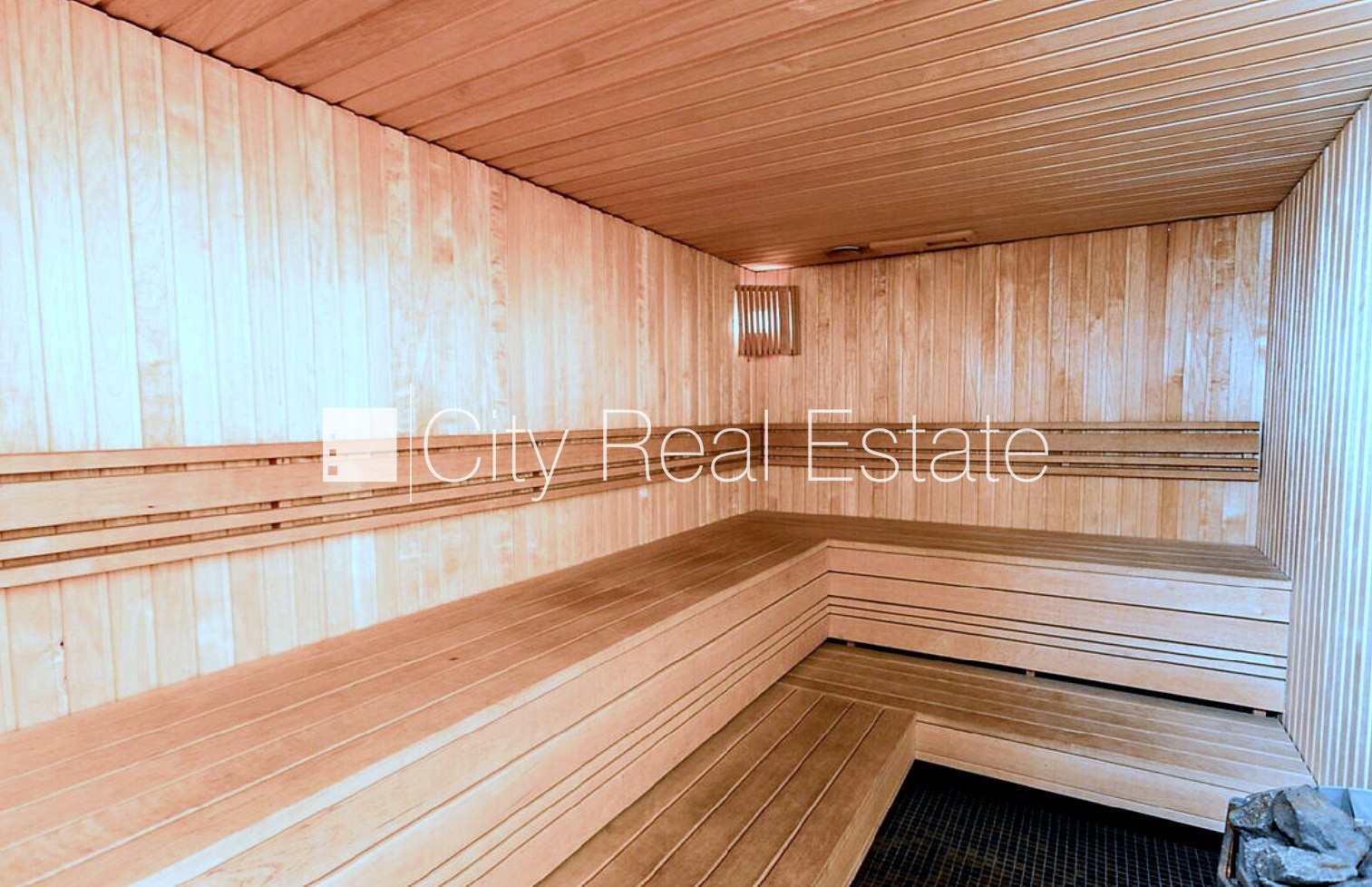 Объявление. Проект - Aleksandra Appartments (Александра Аппартментс), фасадный дом, реновированный дом, фасад с Цена: 500000 EUR Foto #23