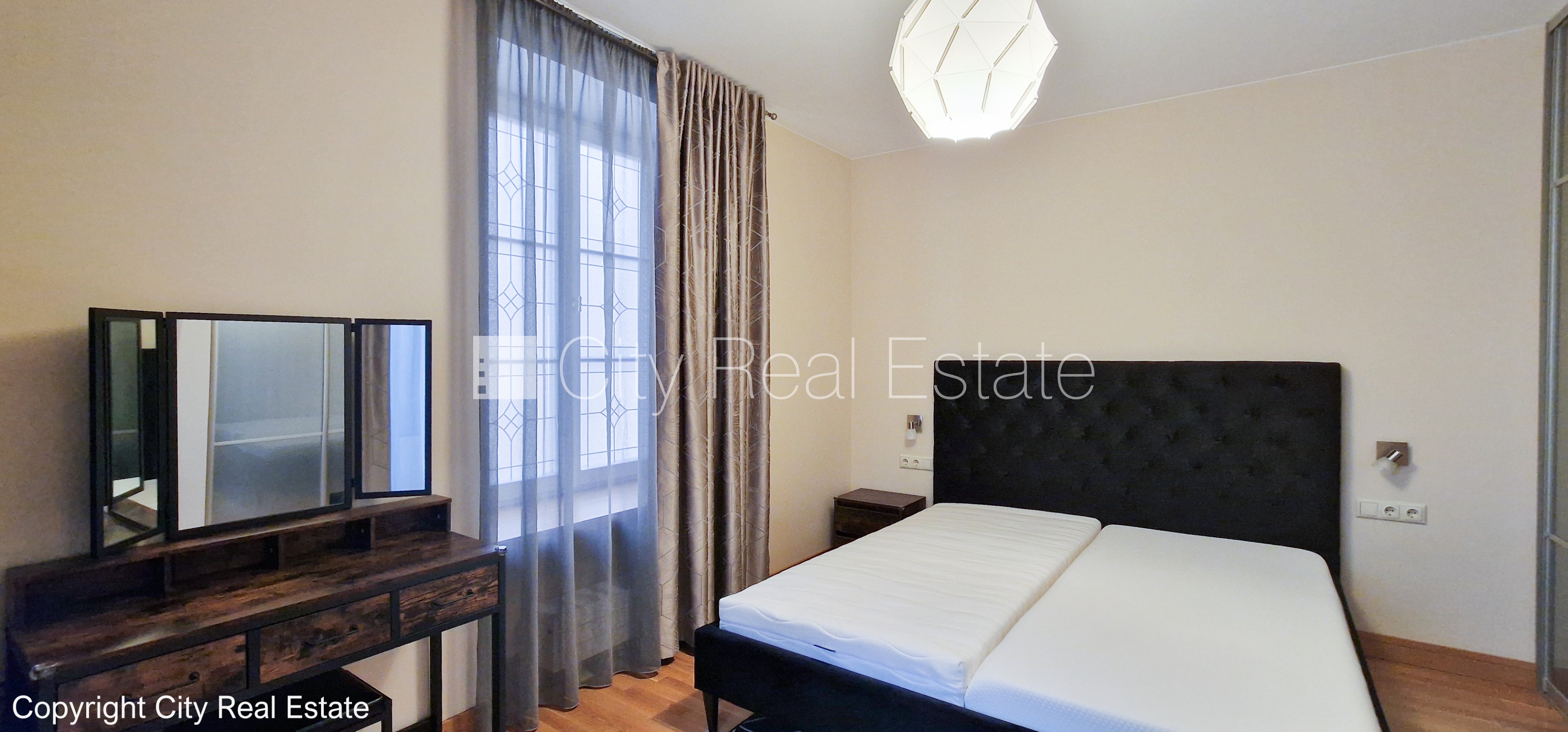 Sludinājumi. Projekts - Aleksandra Appartments, fasādes māja, renovēta māja, slēgts pagalms, vieta vairākām Cena: 2600 EUR/mēn Foto #10