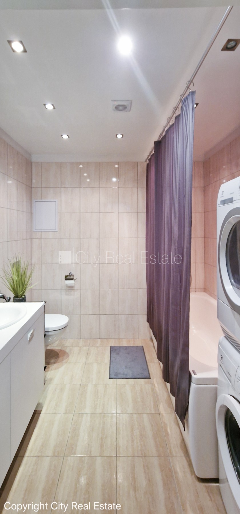 Sludinājumi. Projekts - Aleksandra Appartments, fasādes māja, renovēta māja, slēgts pagalms, vieta vairākām Cena: 2600 EUR/mēn Foto #18