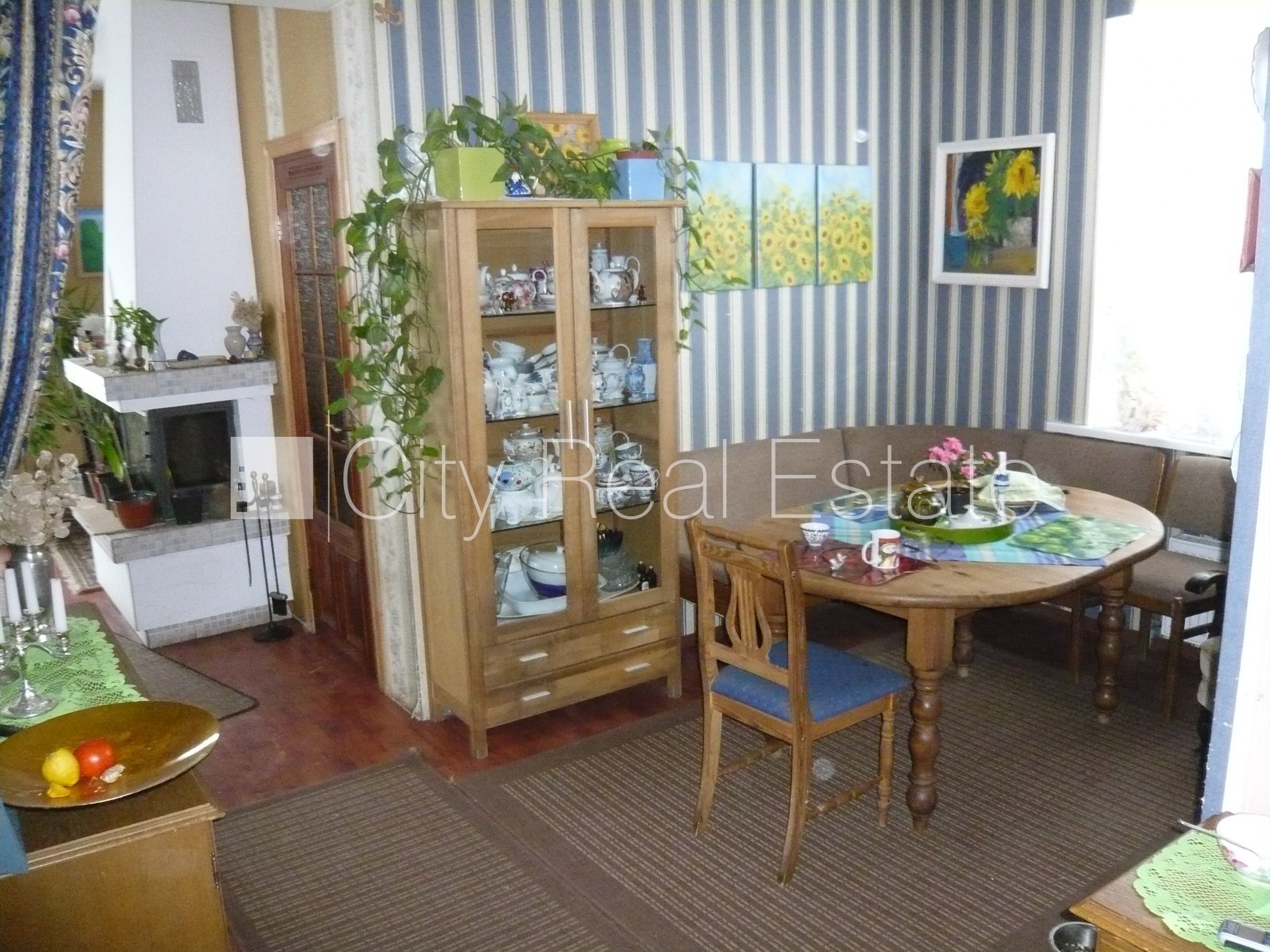 Sludinājumi. Labiekārtots apzaļumots pagalms, bruģēts piebraucamais ceļš, iežogota teritorija ar metāla sētu, Cena: 197000 EUR Foto #5