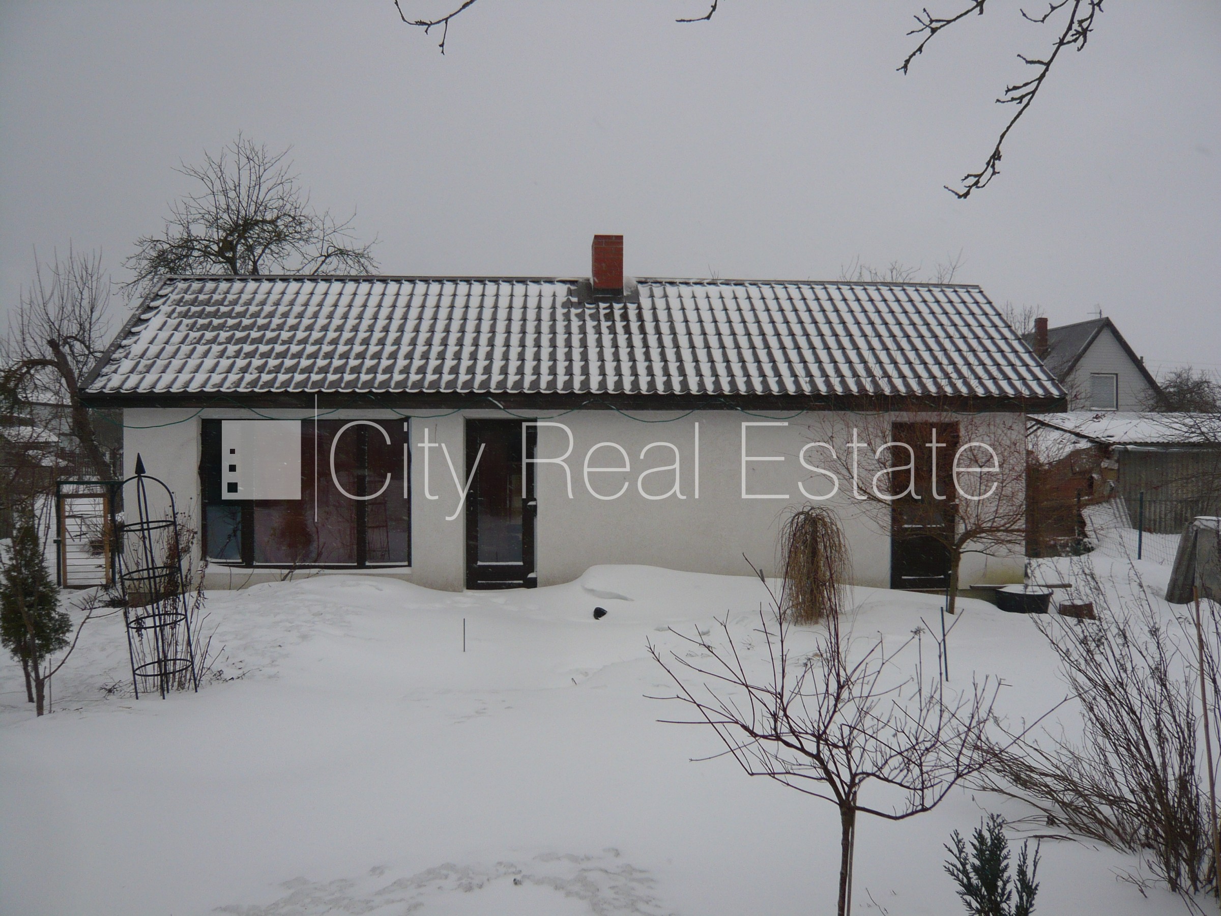 Sludinājumi. Labiekārtots apzaļumots pagalms, bruģēts piebraucamais ceļš, iežogota teritorija ar metāla sētu, Cena: 197000 EUR Foto #16