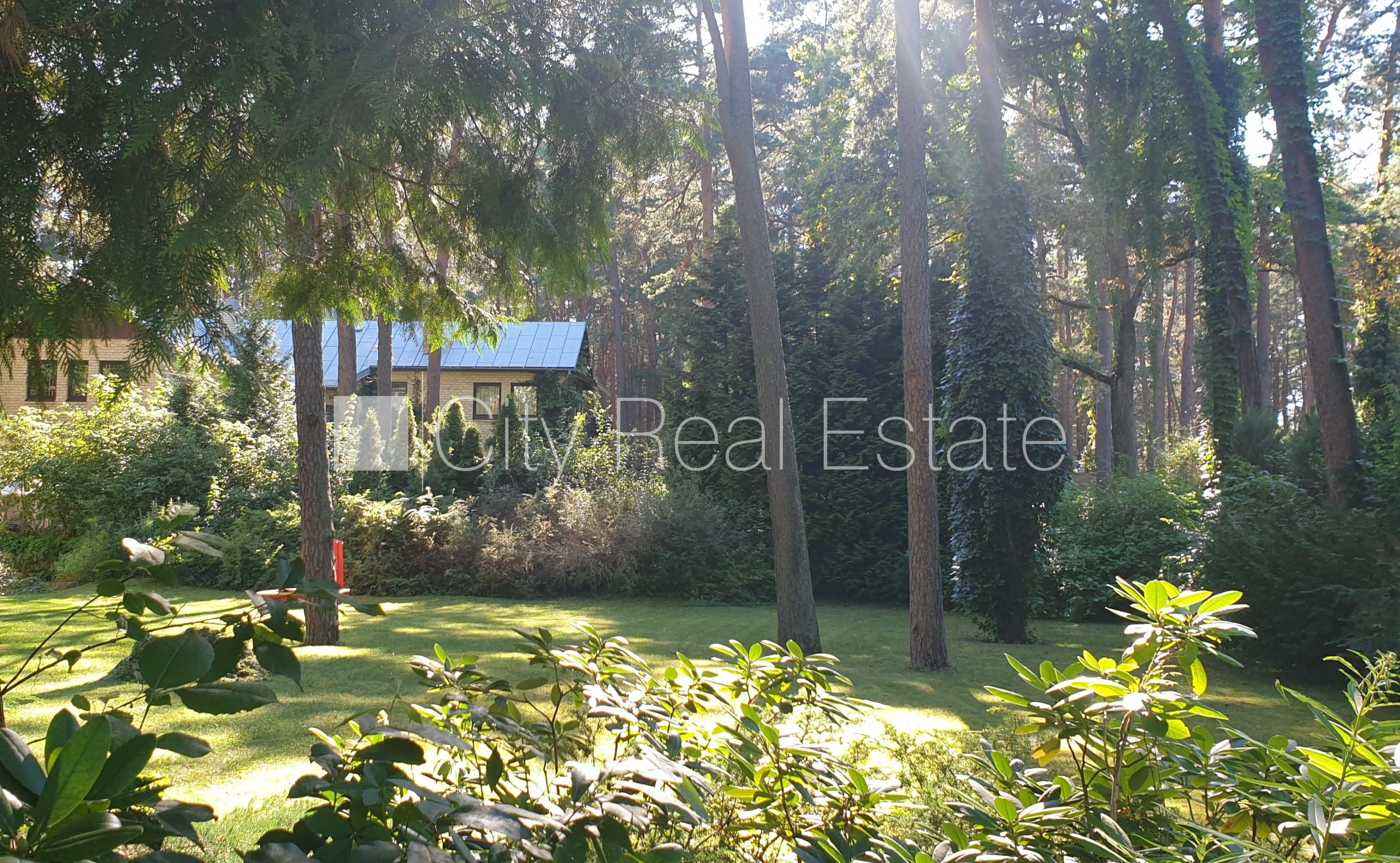 Sludinājumi. Zeme īpašumā, privātmāja, jaunceltne, keramzīta bloku sienas, labiekārtota apzaļumota teritorija Cena: 750000 EUR Foto #9