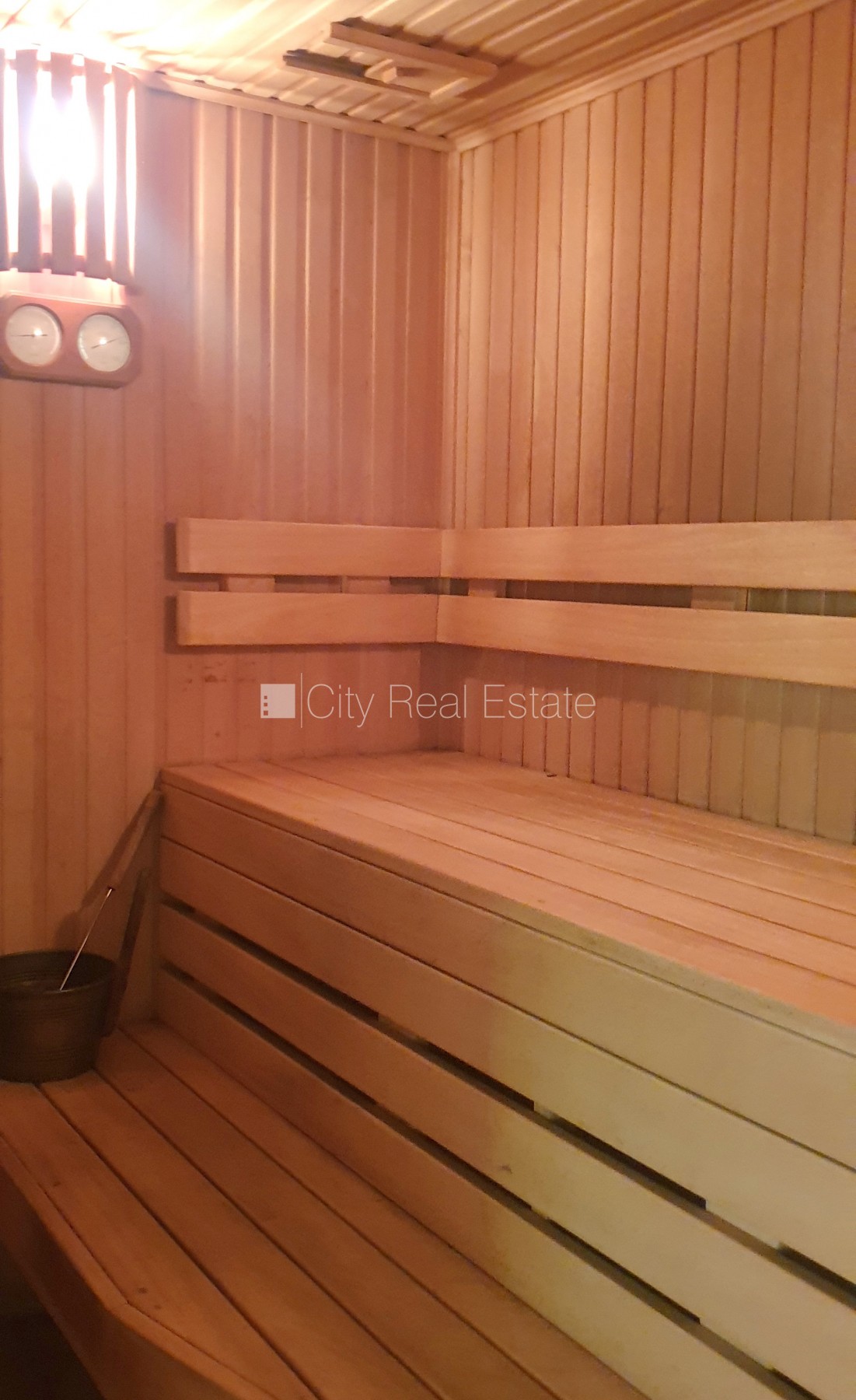 Sludinājumi. Zeme īpašumā, privātmāja, jaunceltne, keramzīta bloku sienas, labiekārtota apzaļumota teritorija Cena: 750000 EUR Foto #19