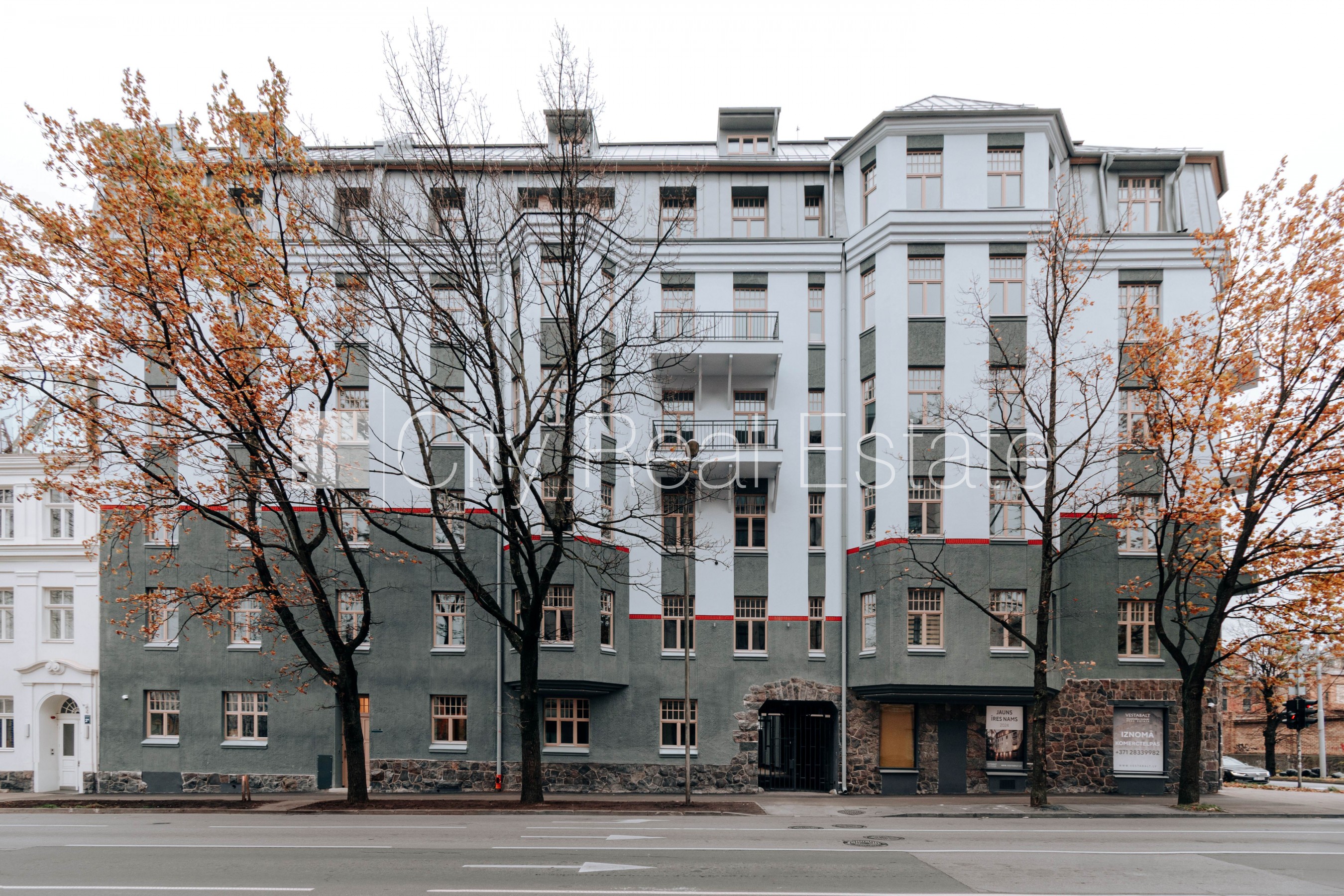 Sludinājumi. Fasādes māja, renovēta māja, slēgts pagalms, ieeja no ielas, ir lifts, kāpņu telpa bez remonta, Cena: 550 EUR/mēn Foto #6