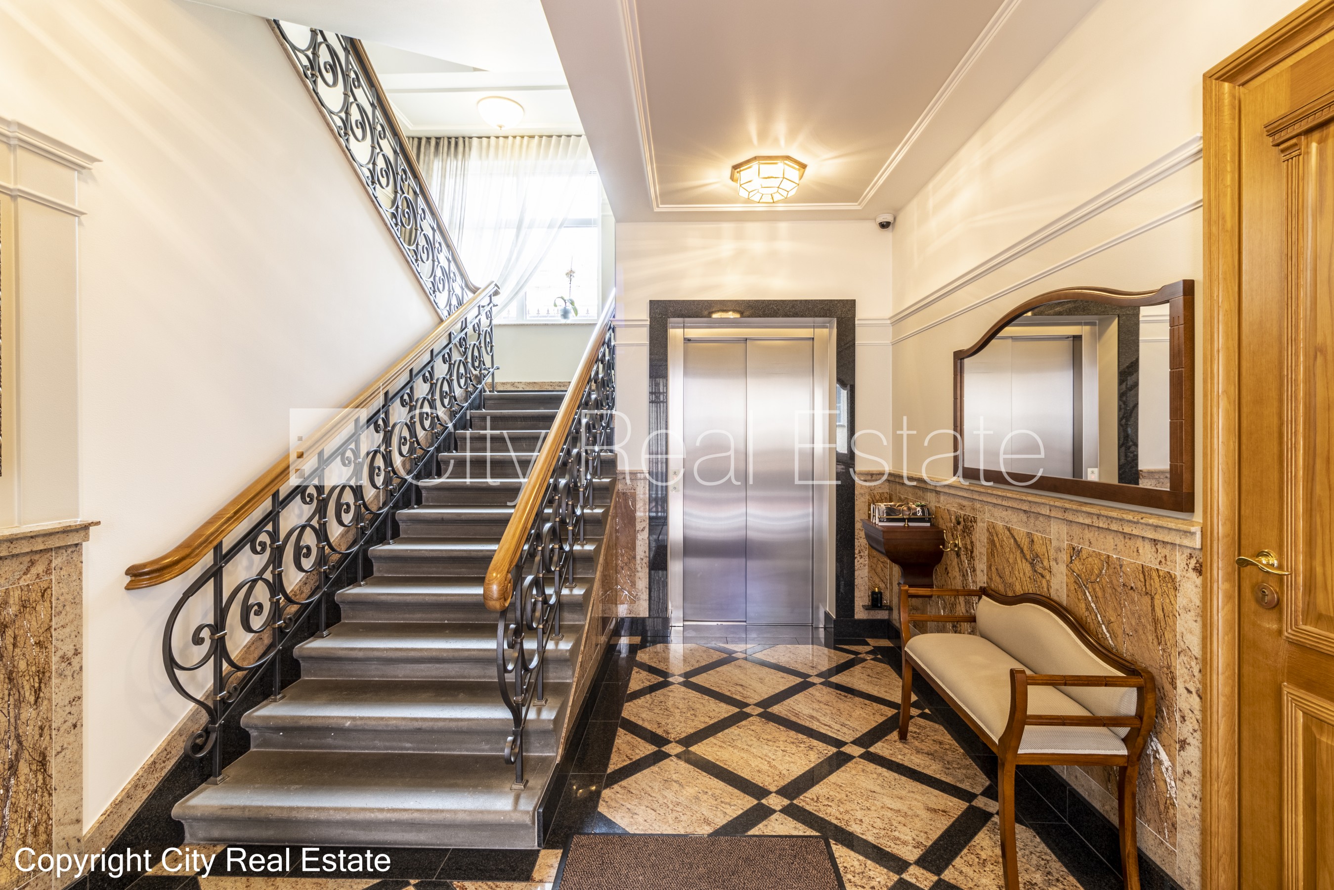 Sludinājumi. Pagalma māja, renovēta māja, dzīvokļu skaits ēkā  11 gab., slēgts pagalms, teritorijas iebrauktuves Cena: 1800 EUR/mēn Foto #25