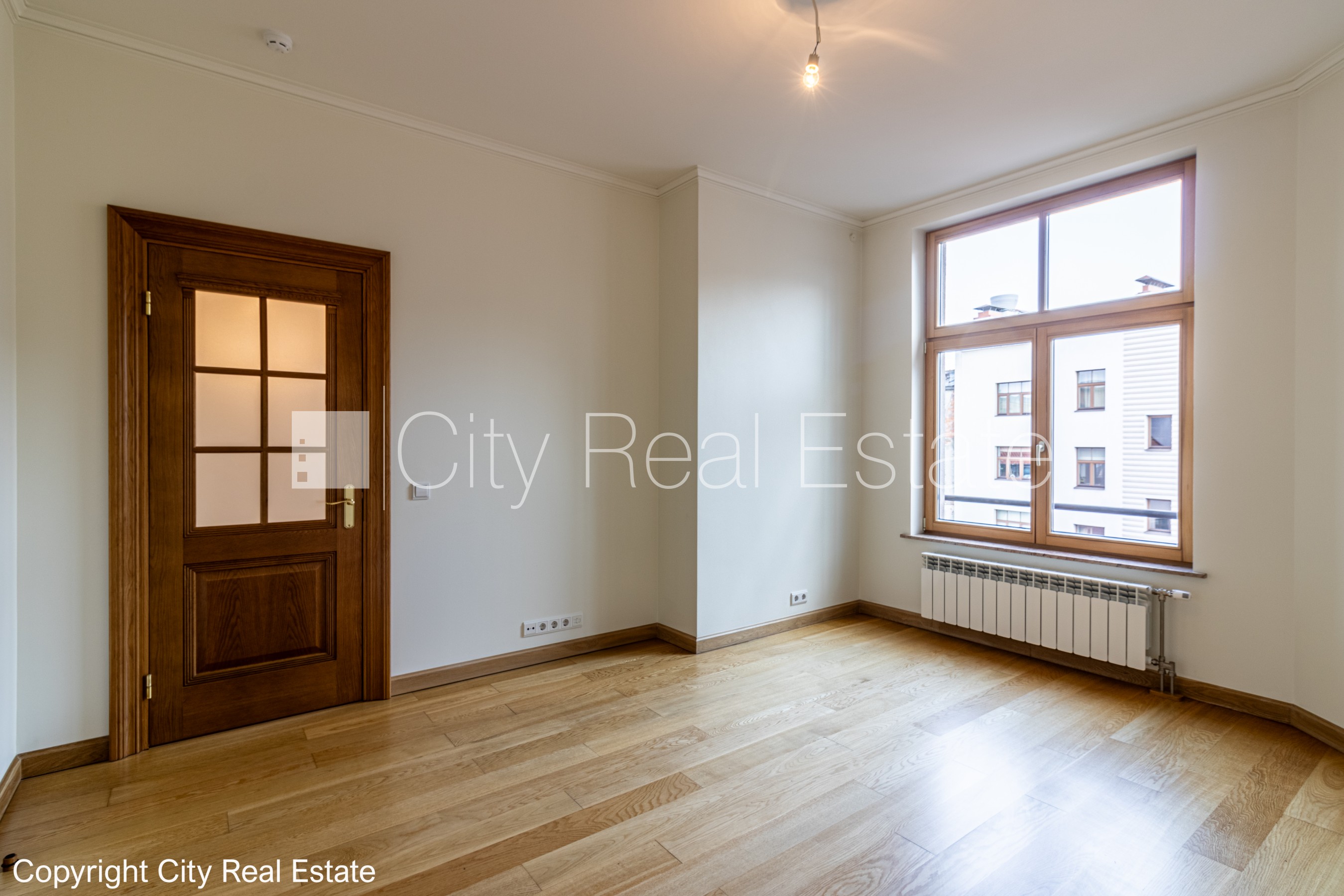 Sludinājumi. Zeme īpašumā, jaunceltne, fasādes māja, dzīvokļu skaits ēkā  11 gab., slēgts pagalms, teritorijas Cena: 375000 EUR Foto #3