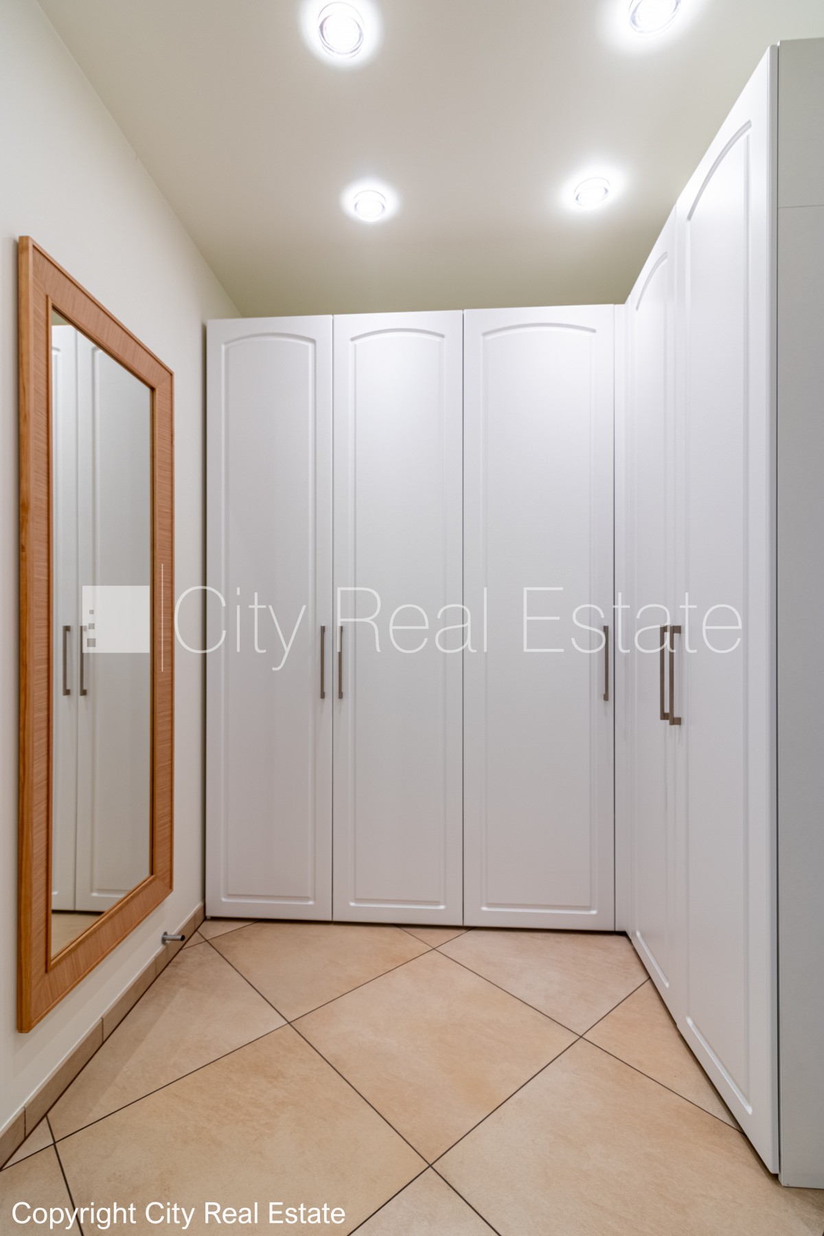 Sludinājumi. Zeme īpašumā, jaunceltne, fasādes māja, dzīvokļu skaits ēkā  11 gab., slēgts pagalms, teritorijas Cena: 375000 EUR Foto #14