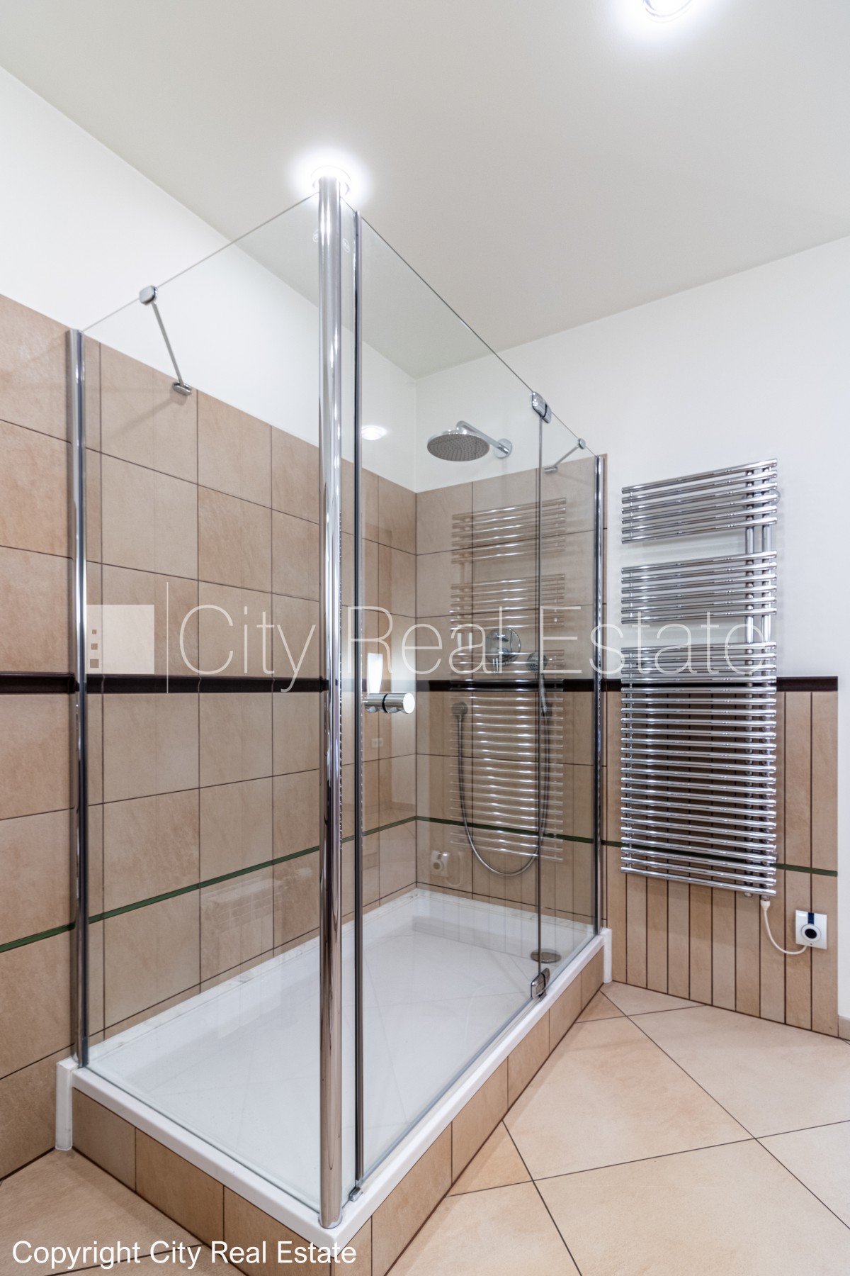 Sludinājumi. Zeme īpašumā, jaunceltne, fasādes māja, dzīvokļu skaits ēkā  11 gab., slēgts pagalms, teritorijas Cena: 375000 EUR Foto #11