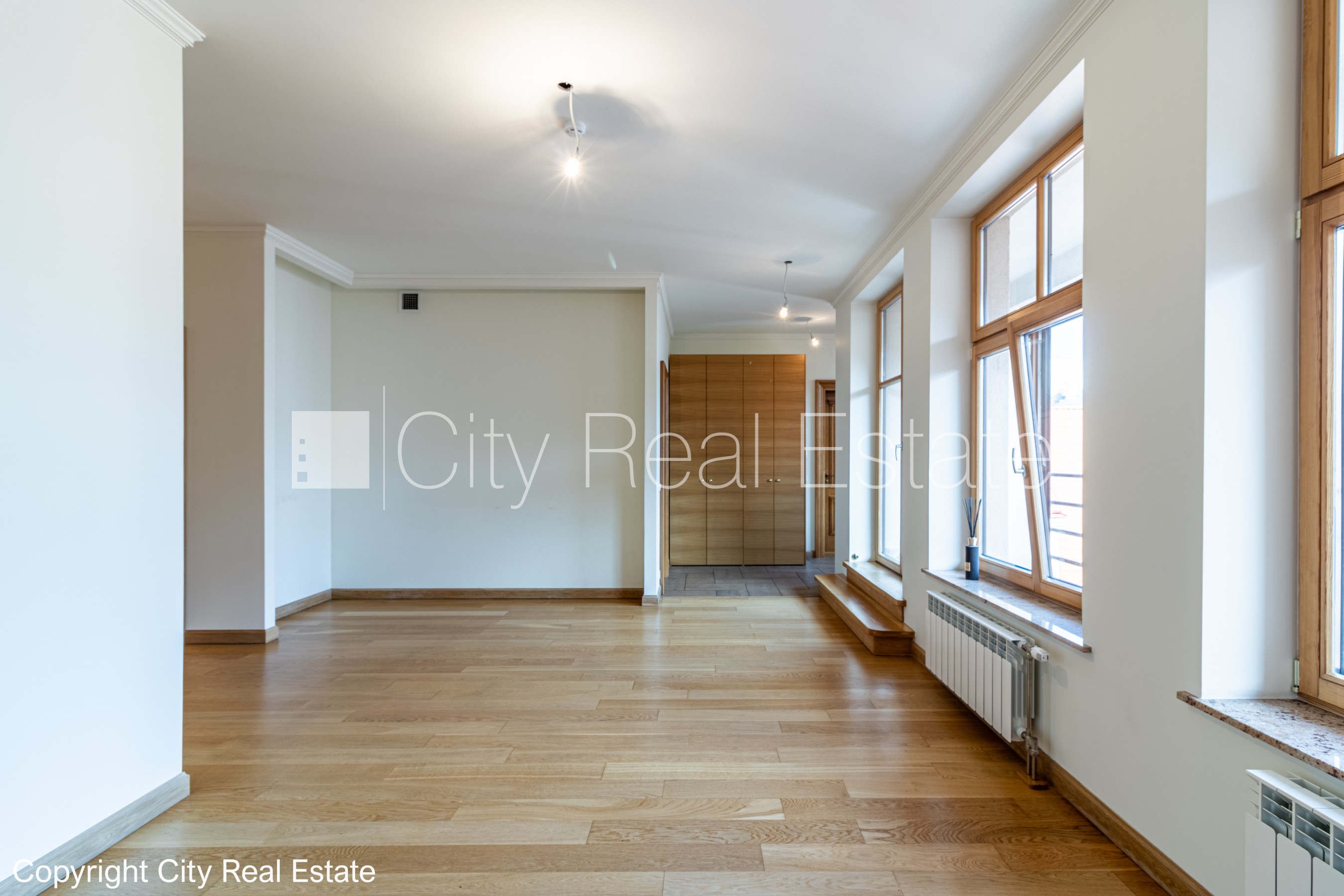 Sludinājumi. Zeme īpašumā, jaunceltne, fasādes māja, dzīvokļu skaits ēkā  11 gab., slēgts pagalms, teritorijas Cena: 375000 EUR Foto #16