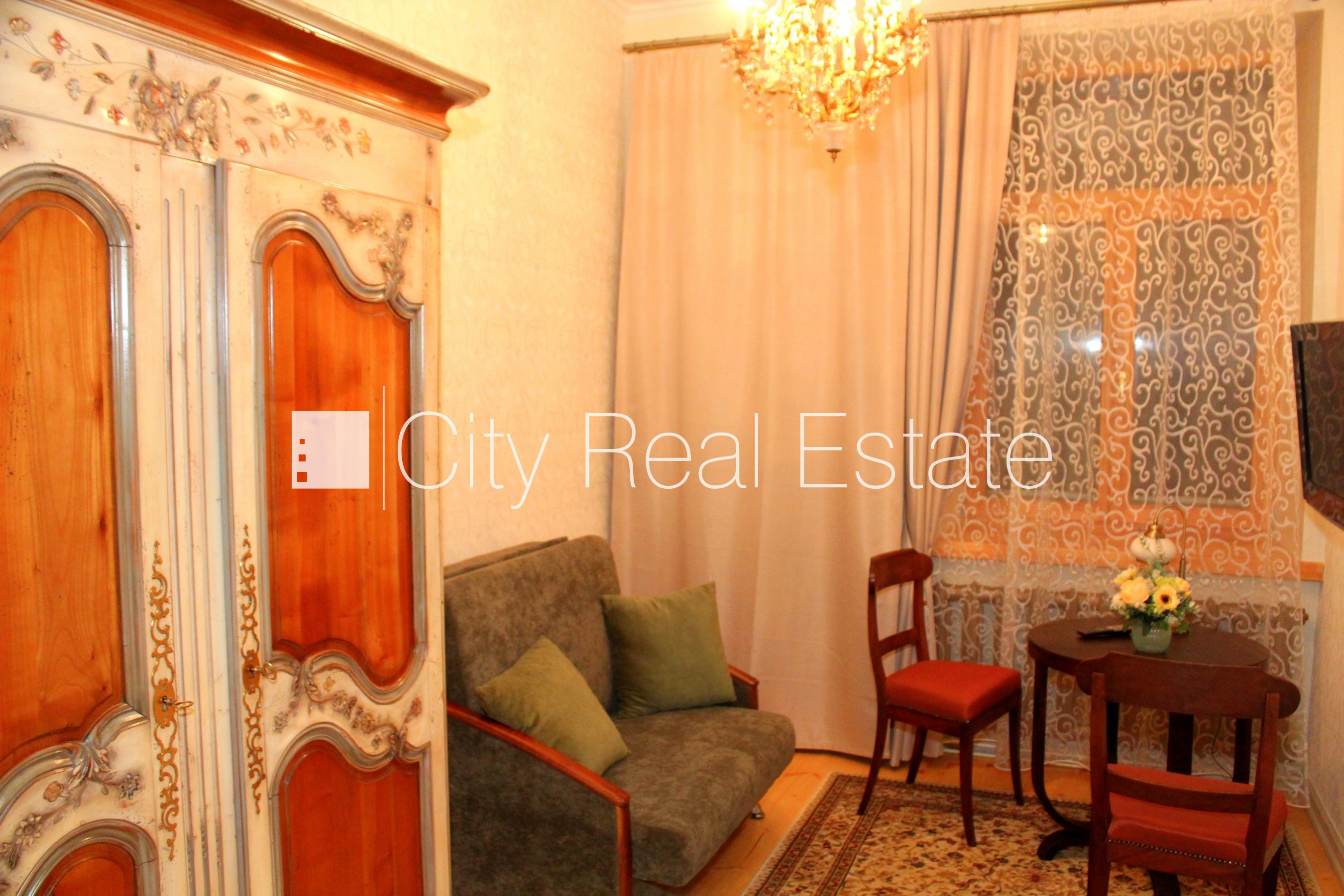 Sludinājumi. Pagalma māja, labiekārtots apzaļumots pagalms, slēgta teritorija, apsargāta teritorija, ieeja no Cena: 800 EUR/mēn Foto #23