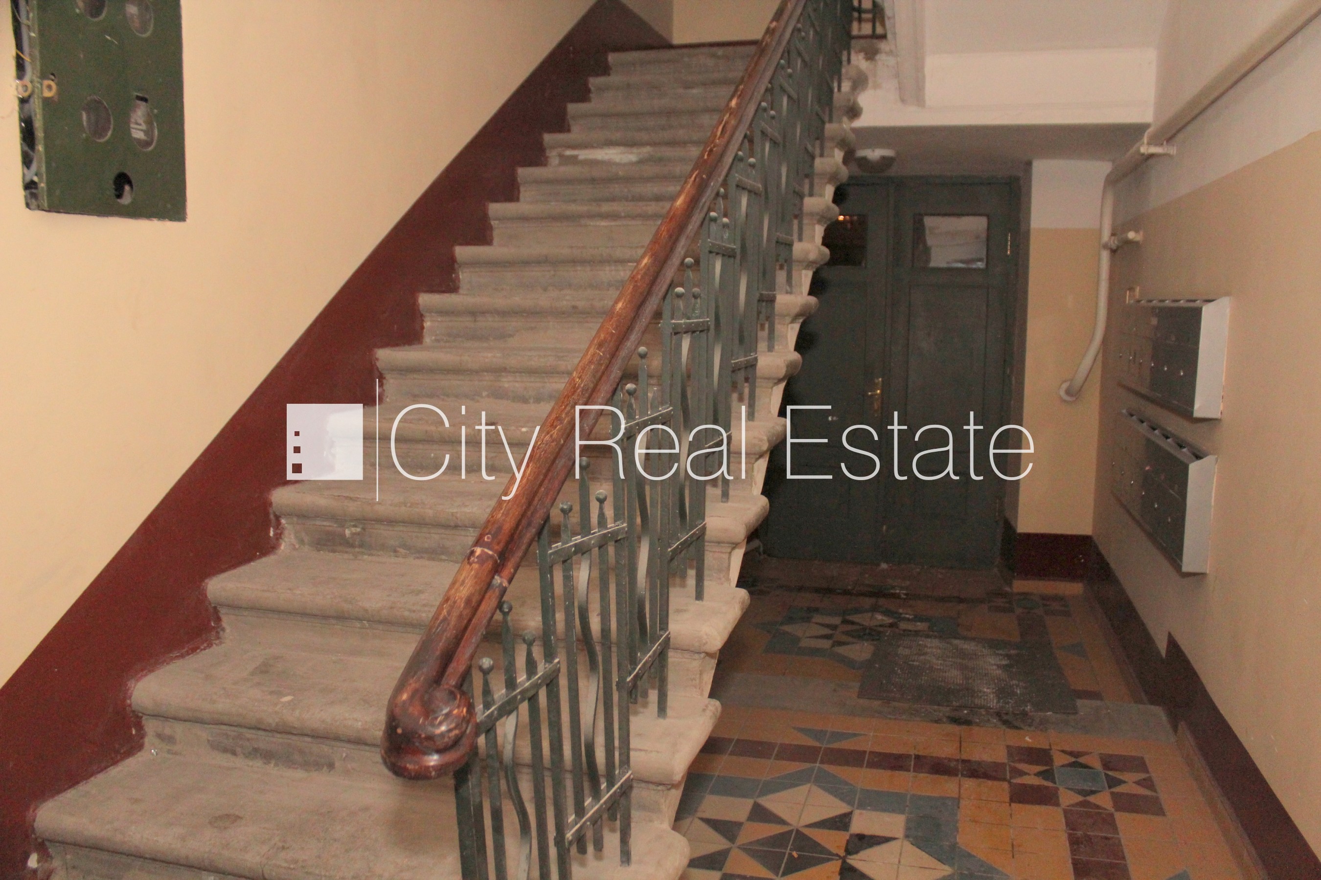 Sludinājumi. Pagalma māja, labiekārtots apzaļumots pagalms, slēgta teritorija, apsargāta teritorija, ieeja no Cena: 800 EUR/mēn Foto #20