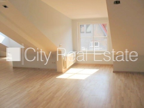 Sludinājumi. Projekts - Skolas 9, fasādes māja, renovēta māja, apsargāta teritorija, ieeja no ielas un pagalma, Cena: 1300 EUR/mēn Foto #7