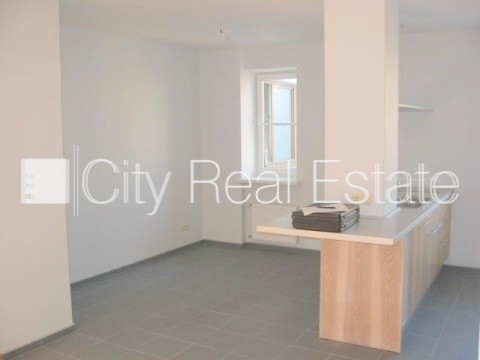 Sludinājumi. Projekts - Skolas 9, fasādes māja, renovēta māja, apsargāta teritorija, ieeja no ielas un pagalma, Cena: 1300 EUR/mēn Foto #11