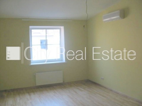 Sludinājumi. Projekts - Skolas 9, fasādes māja, renovēta māja, apsargāta teritorija, ieeja no ielas un pagalma, Cena: 1300 EUR/mēn Foto #14