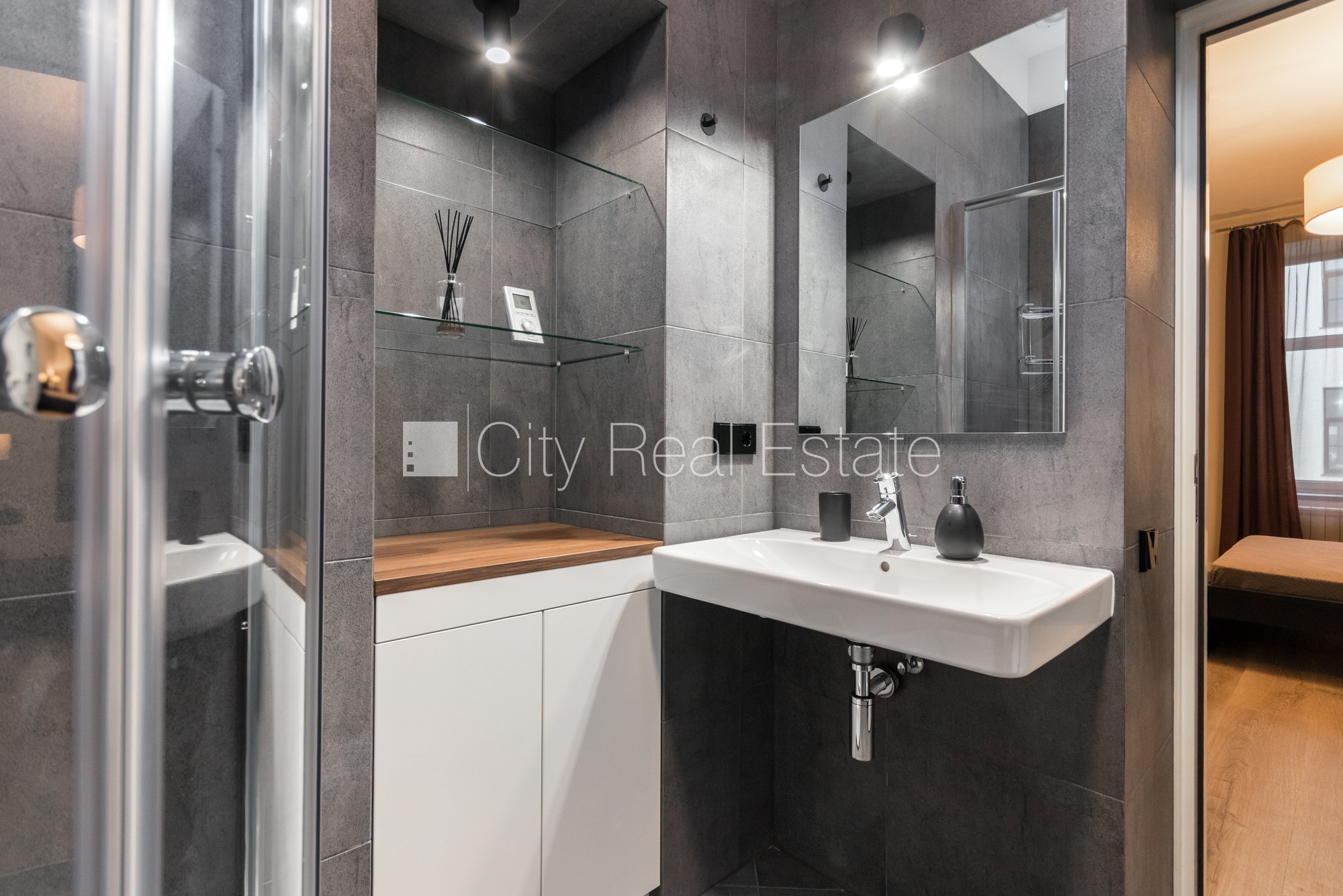 Sludinājumi. Fasādes māja, restaurēta māja, iespēja nomāt autostāvvietu, pazemes autostāvvieta, apsargāta Cena: 1400 EUR/mēn Foto #8