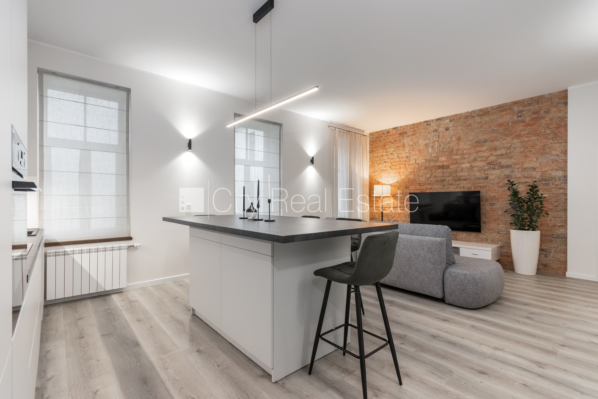 Sludinājumi. Fasādes māja, restaurēta māja, iespēja nomāt autostāvvietu, pazemes autostāvvieta, apsargāta Cena: 1400 EUR/mēn Foto #9