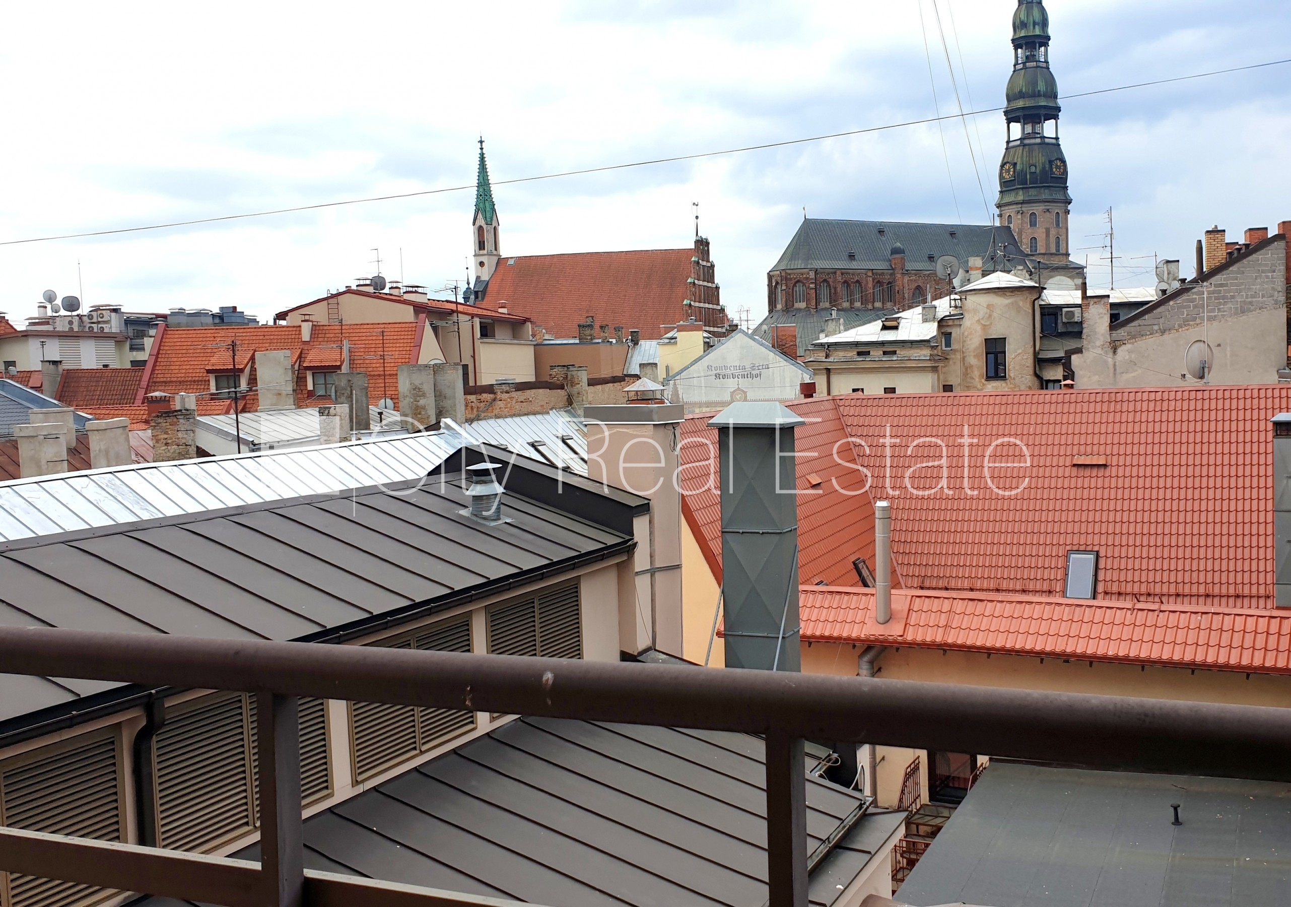 Sludinājumi. Fasādes māja, ieeja no ielas, ir lifts, guļamistabu skaits 1 gab., augstie griesti, gāzes apkure, Cena: 600 EUR/mēn Foto #8