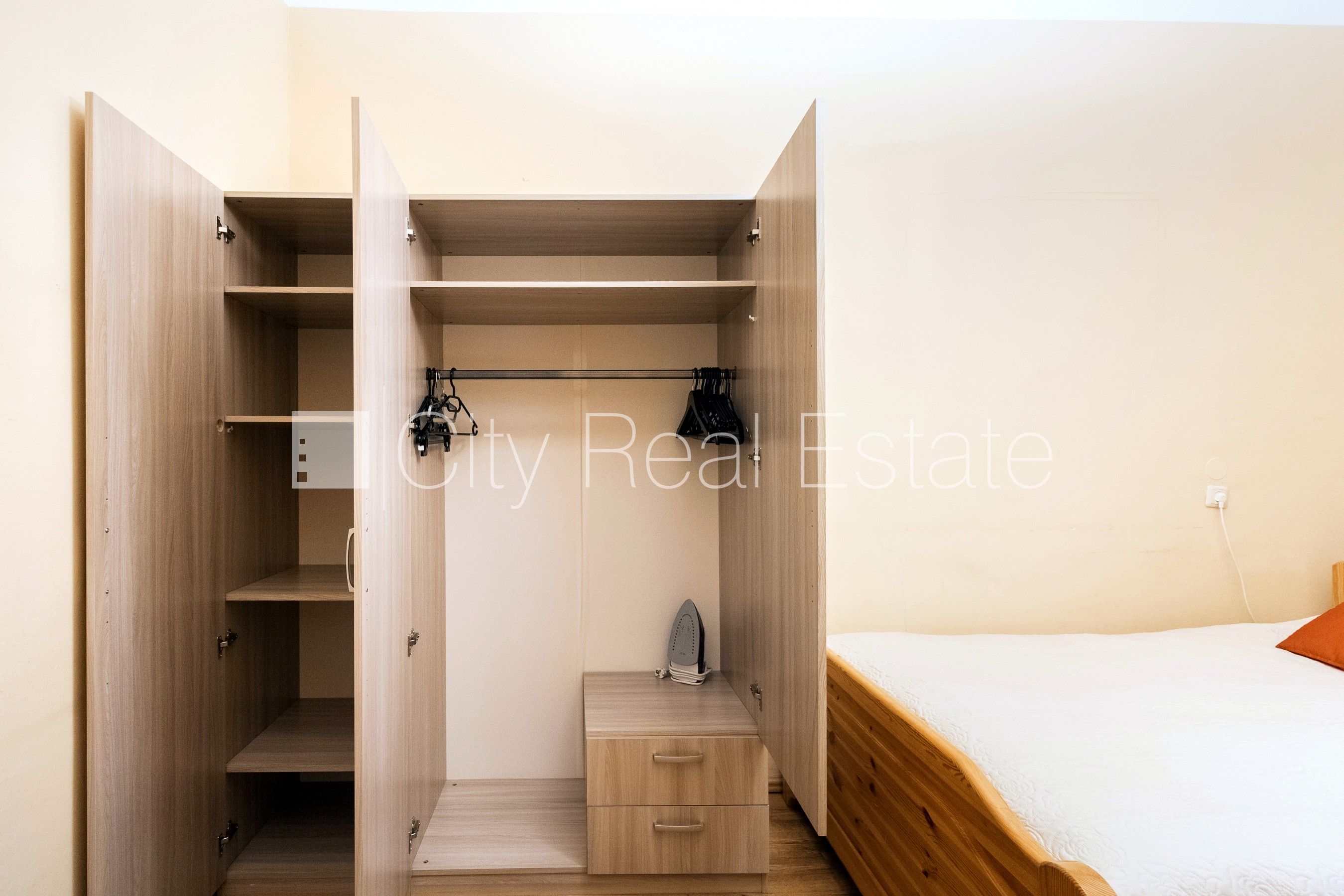 Sludinājumi. Šo dzīvokli izīrē pa diennaktīm (īstermiņa īre), īres cena sludinājumā norādīta par vienu diennakts Cena: 60 EUR/mēn Foto #10