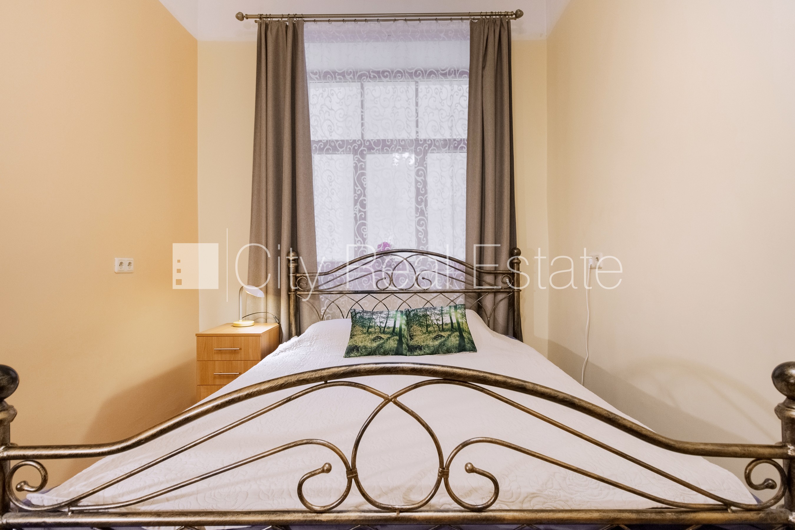 Sludinājumi. Šo dzīvokli izīrē pa diennaktīm (īstermiņa īre), īres cena sludinājumā norādīta par vienu diennakts Cena: 60 EUR/mēn Foto #3