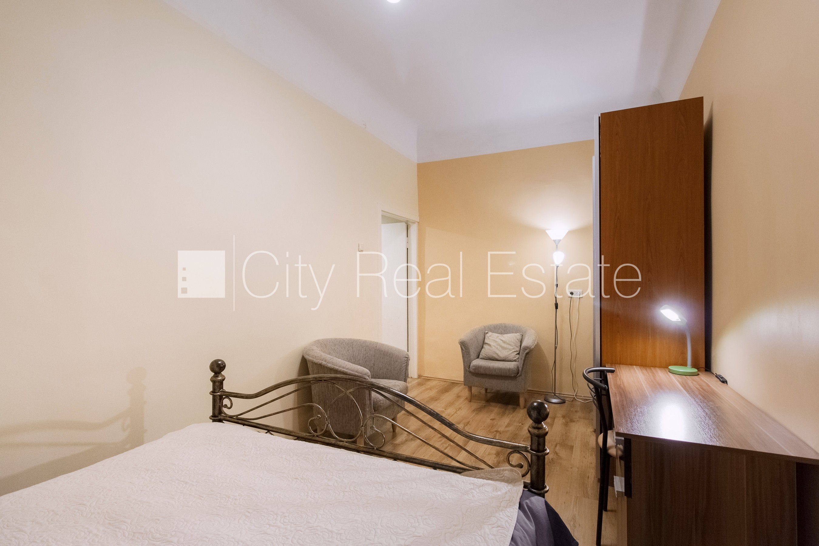 Sludinājumi. Šo dzīvokli izīrē pa diennaktīm (īstermiņa īre), īres cena sludinājumā norādīta par vienu diennakts Cena: 60 EUR/mēn Foto #6