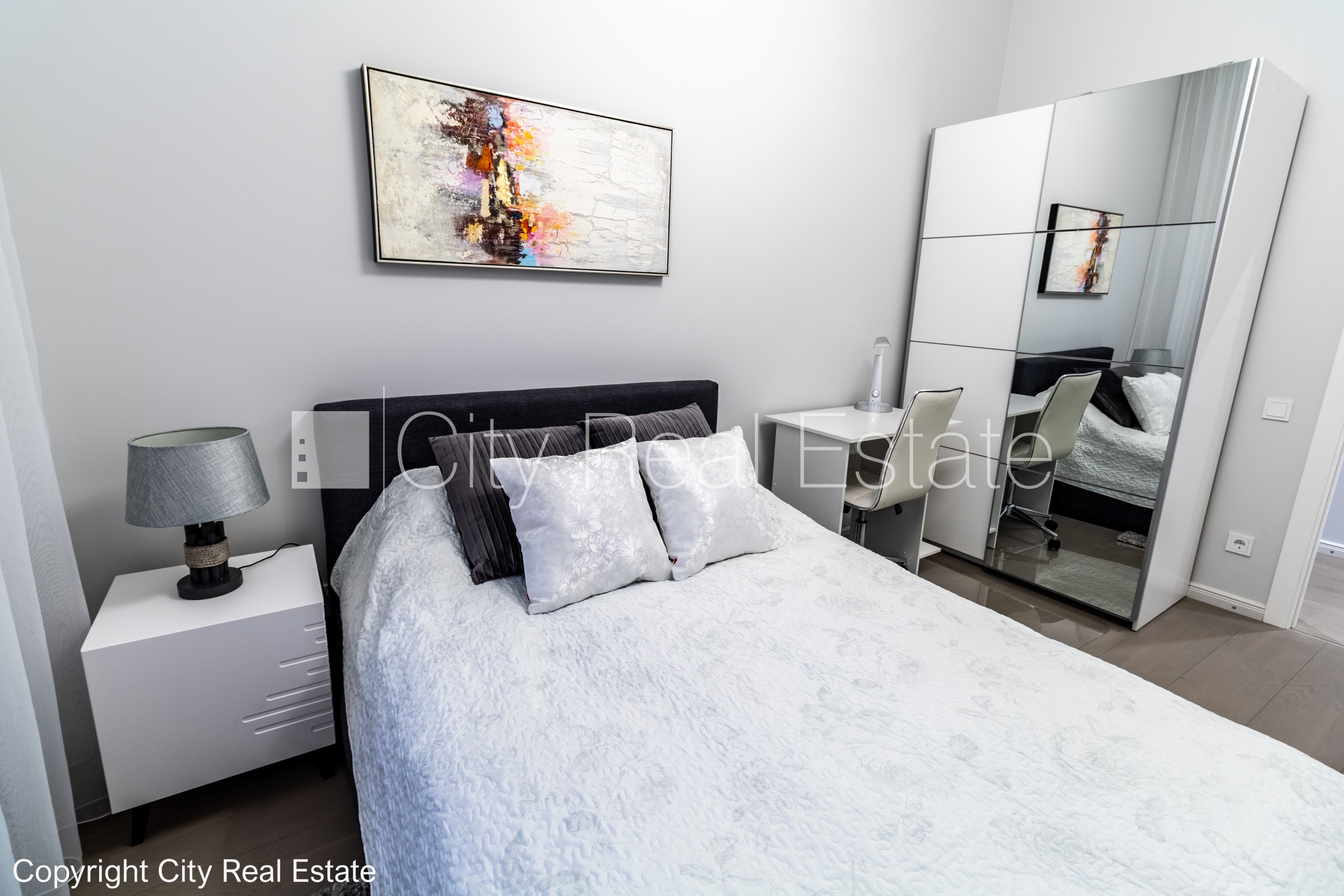 Sludinājumi. Šo dzīvokli izīrē pa diennaktīm (īstermiņa īre), īres cena sludinājumā norādīta par vienu diennakts Cena: 80 EUR/mēn Foto #9