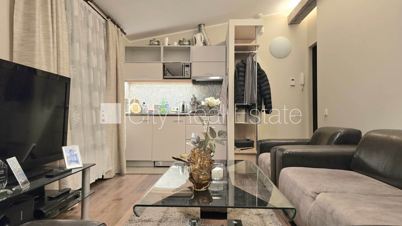 Sludinājumi. Projekts - Citi Nova, jaunceltne, pagalma māja, labiekārtots apzaļumots pagalms, apsargāta Cena: 600 EUR/mēn Foto #5