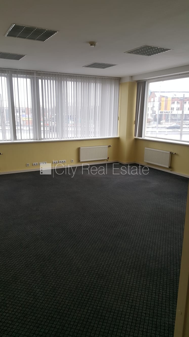 Sludinājumi. Fasādes māja, viena kvadrātmetra apsaimniekošanas maksa mēnesī  1,25 EUR, labiekārtota apzaļumota Cena: 244 EUR/mēn Foto #5