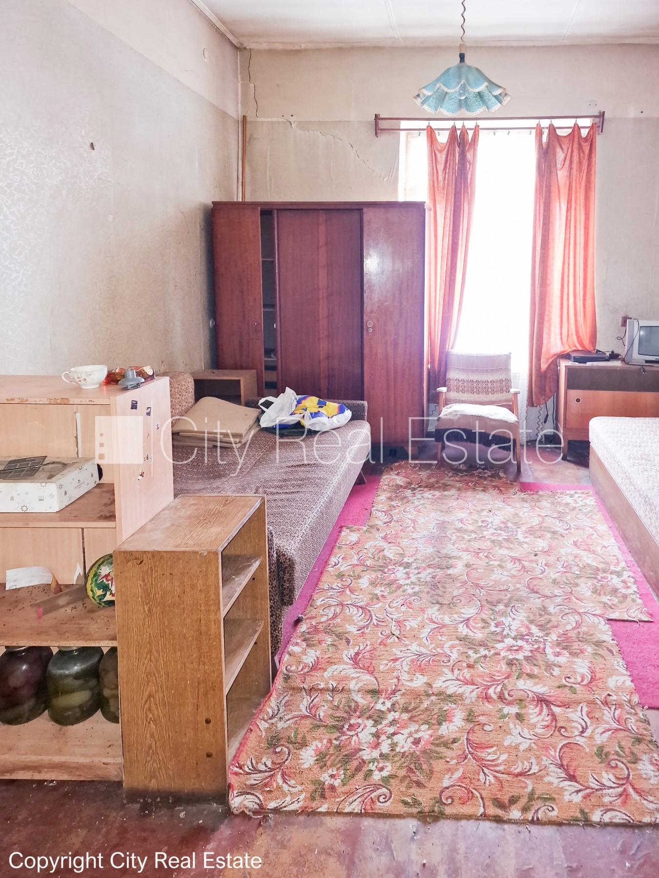 Sludinājumi. Tiek pārdots namīpašums Jaunjelgavas pilsētas centrā, kas sastāv no 7 dzīvokļiem. Lielisks objekts Cena: 22000 EUR Foto #16