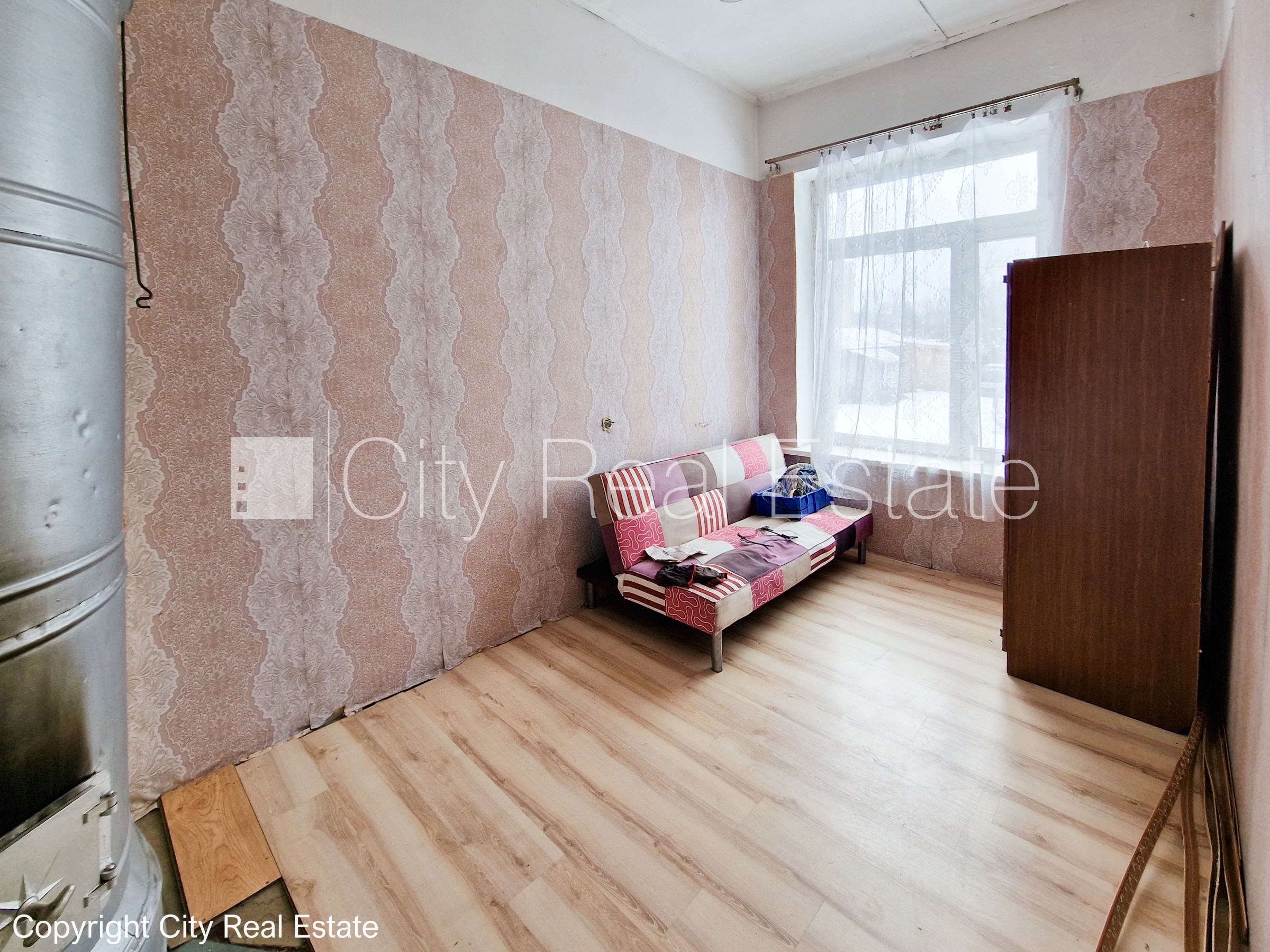Sludinājumi. Tiek pārdots namīpašums Jaunjelgavas pilsētas centrā, kas sastāv no 7 dzīvokļiem. Lielisks objekts Cena: 22000 EUR Foto #11