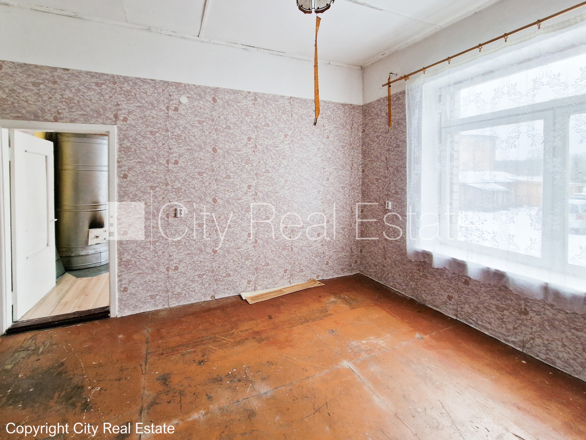 Sludinājumi. Tiek pārdots namīpašums Jaunjelgavas pilsētas centrā, kas sastāv no 7 dzīvokļiem. Lielisks objekts Cena: 22000 EUR Foto #14