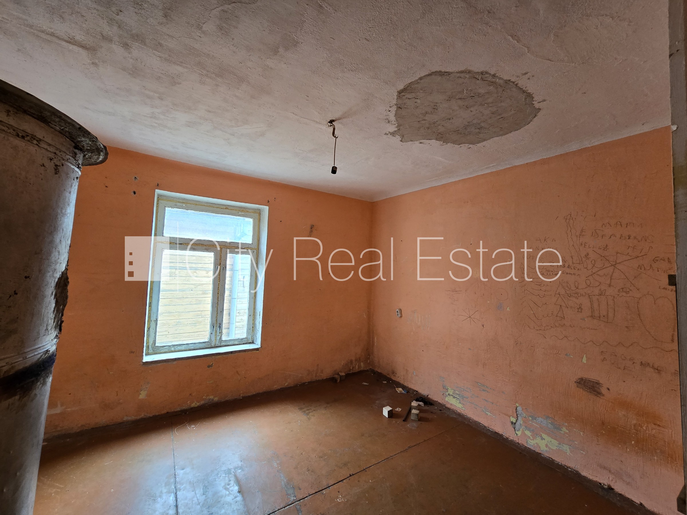 Sludinājumi. Tiek pārdots namīpašums Jaunjelgavas pilsētas centrā, kas sastāv no 7 dzīvokļiem. Lielisks objekts Cena: 22000 EUR Foto #18