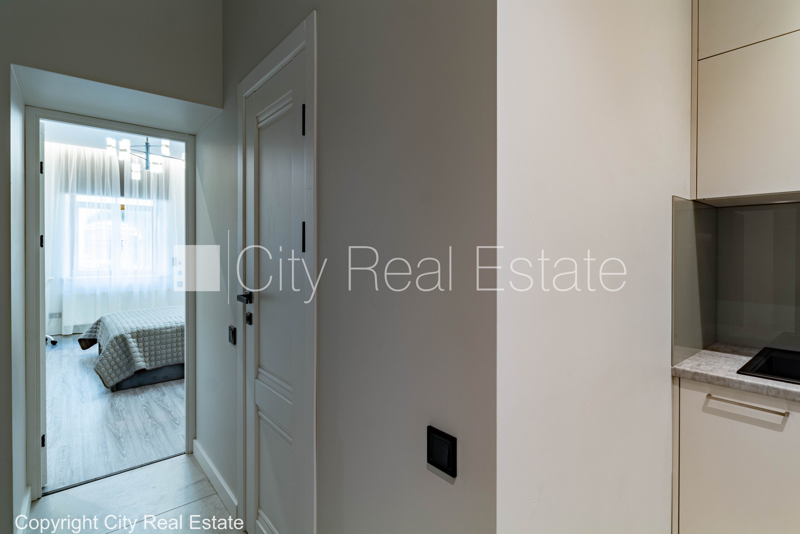 Sludinājumi. Pagalma māja, renovēta māja, labiekārtots apzaļumots pagalms, slēgts pagalms, ieeja no pagalma, ir Cena: 700 EUR/mēn Foto #13