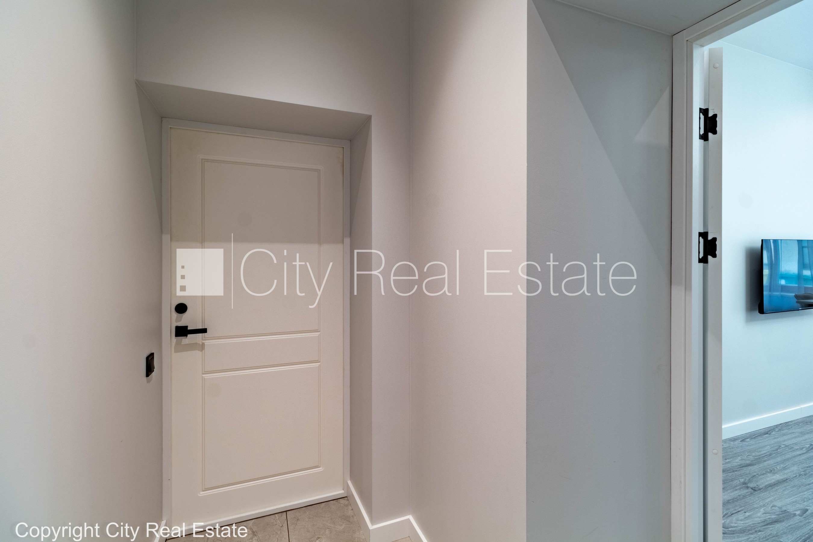 Sludinājumi. Pagalma māja, renovēta māja, labiekārtots apzaļumots pagalms, slēgts pagalms, ieeja no pagalma, ir Cena: 700 EUR/mēn Foto #19