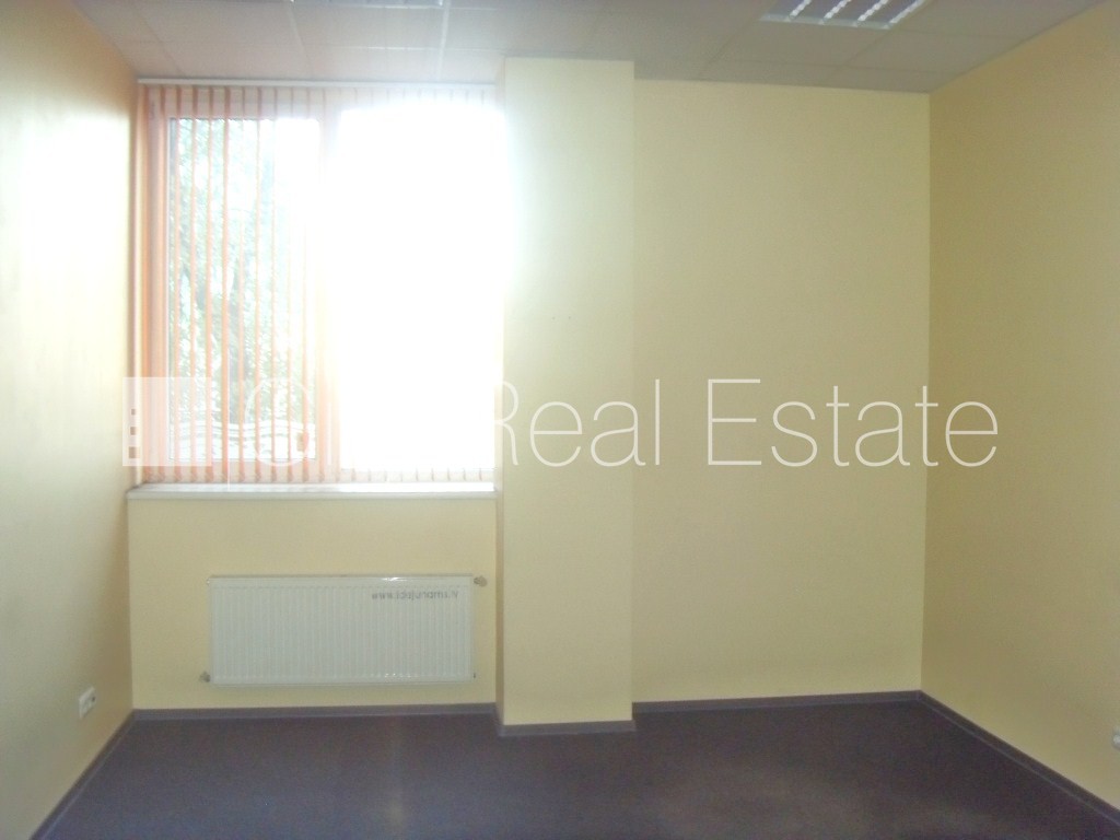 Объявление. Новостройка, фасадный дом, плата за обслуживание одного квадратного метра в  месяц, объект охраняет Цена: 330 EUR/мес. Foto #7