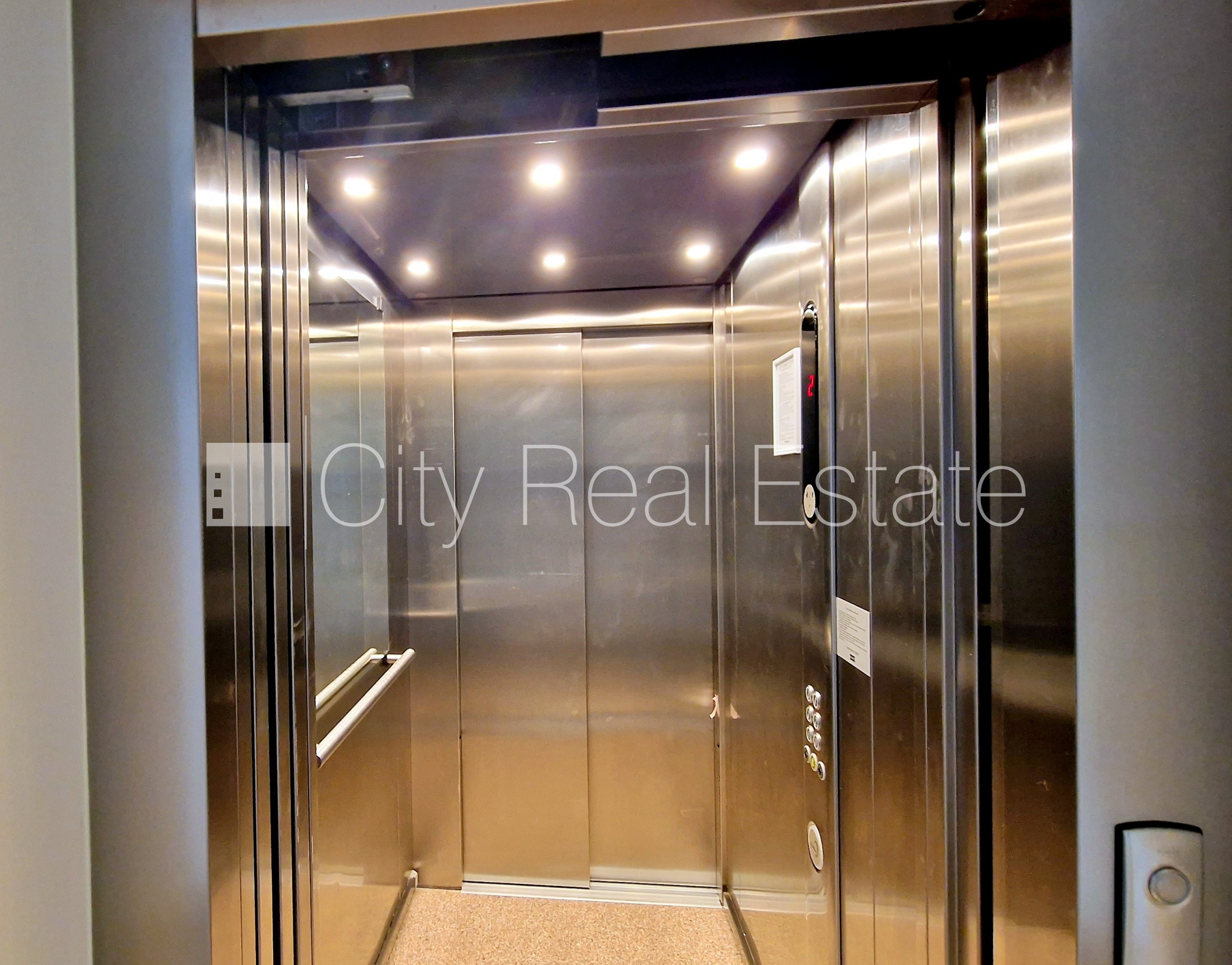 Sludinājumi. Projekts - Jūras Pils, labiekārtota apzaļumota teritorija, objektu apsargā fiziskā apsardze, ir Cena: 365000 EUR Foto #16