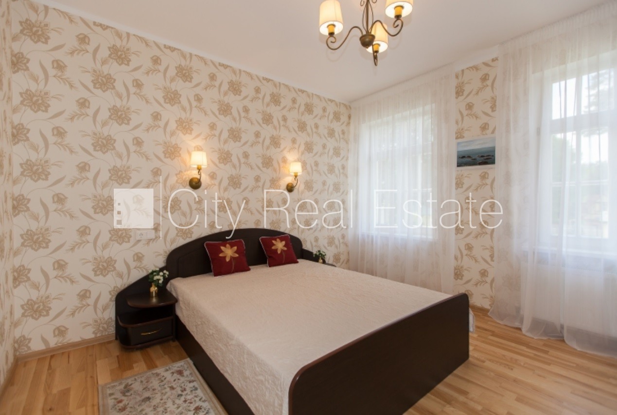 Sludinājumi. Pagalma ēka, renovēta māja, labiekārtots apzaļumots pagalms, slēgts pagalms, teritorijas Cena: 800 EUR/mēn Foto #12