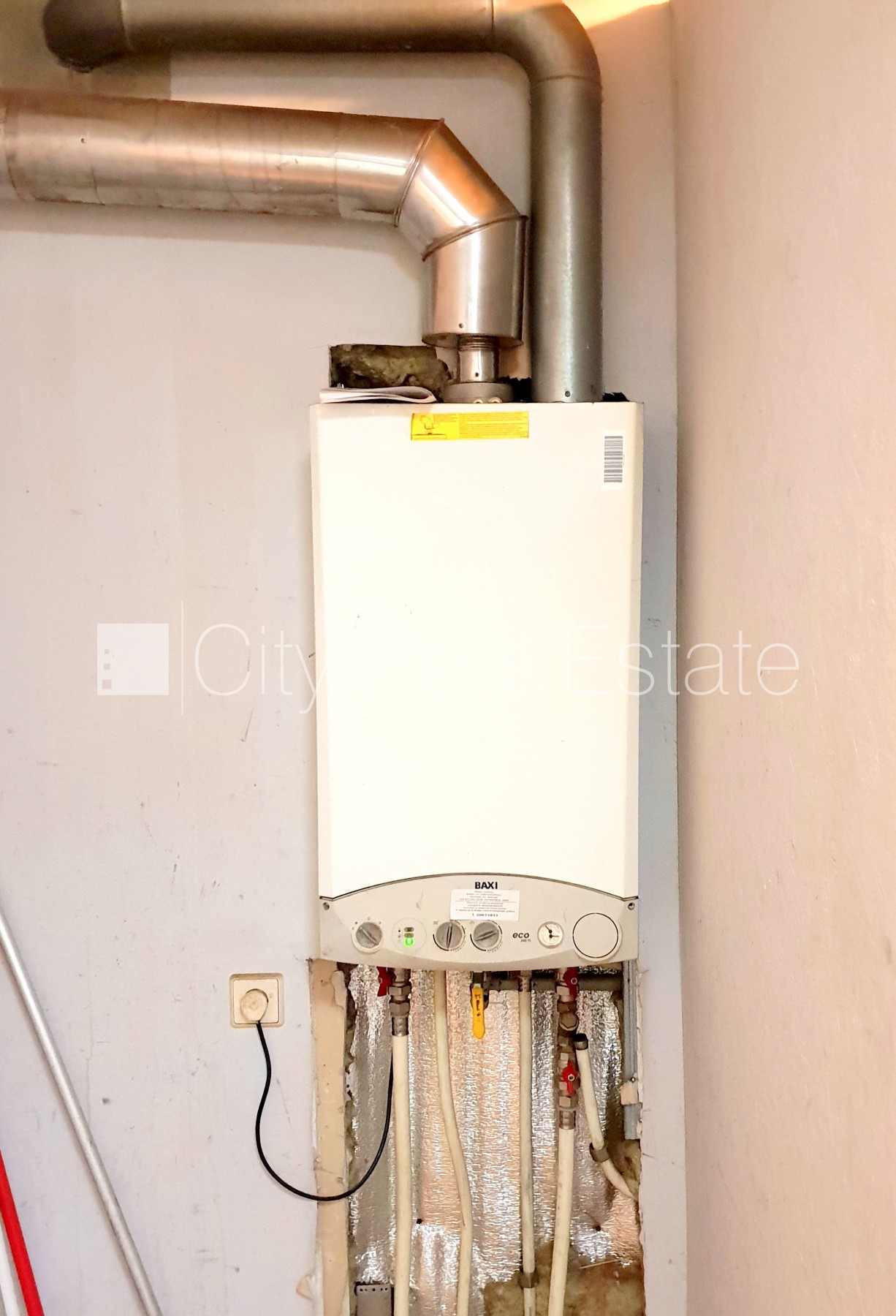 Sludinājumi. Zeme īpašumā, fasādes māja, ķieģeļu mūra sienas, fasāde ar dekoratīvo apmetumu, labiekārtota Cena: 139500 EUR Foto #22