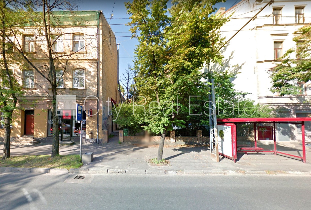 Sludinājumi. Zeme īpašumā, fasādes māja, ķieģeļu mūra sienas, fasāde ar dekoratīvo apmetumu, labiekārtota Cena: 139500 EUR Foto #23